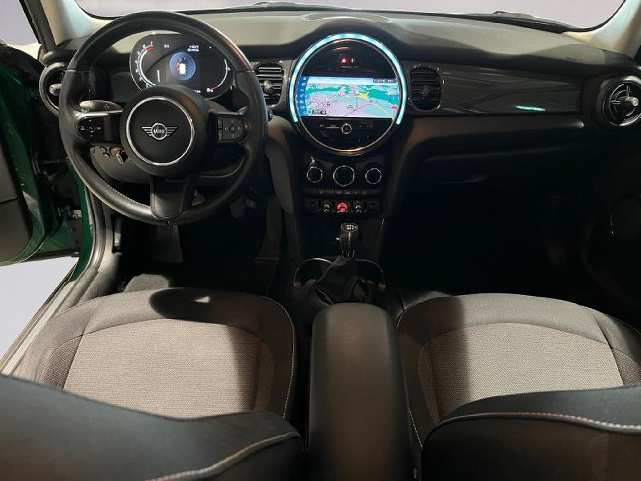 MINI Cooper Cooper (2022) - Photo 8