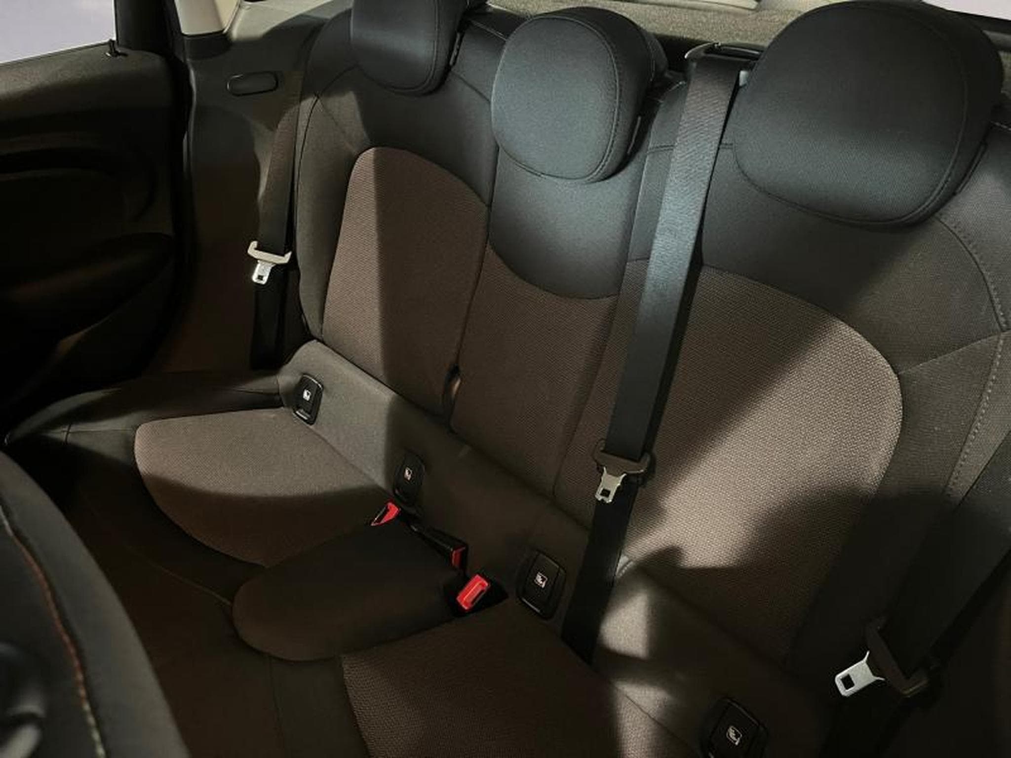 MINI Cooper Cooper (2022) - Photo 13