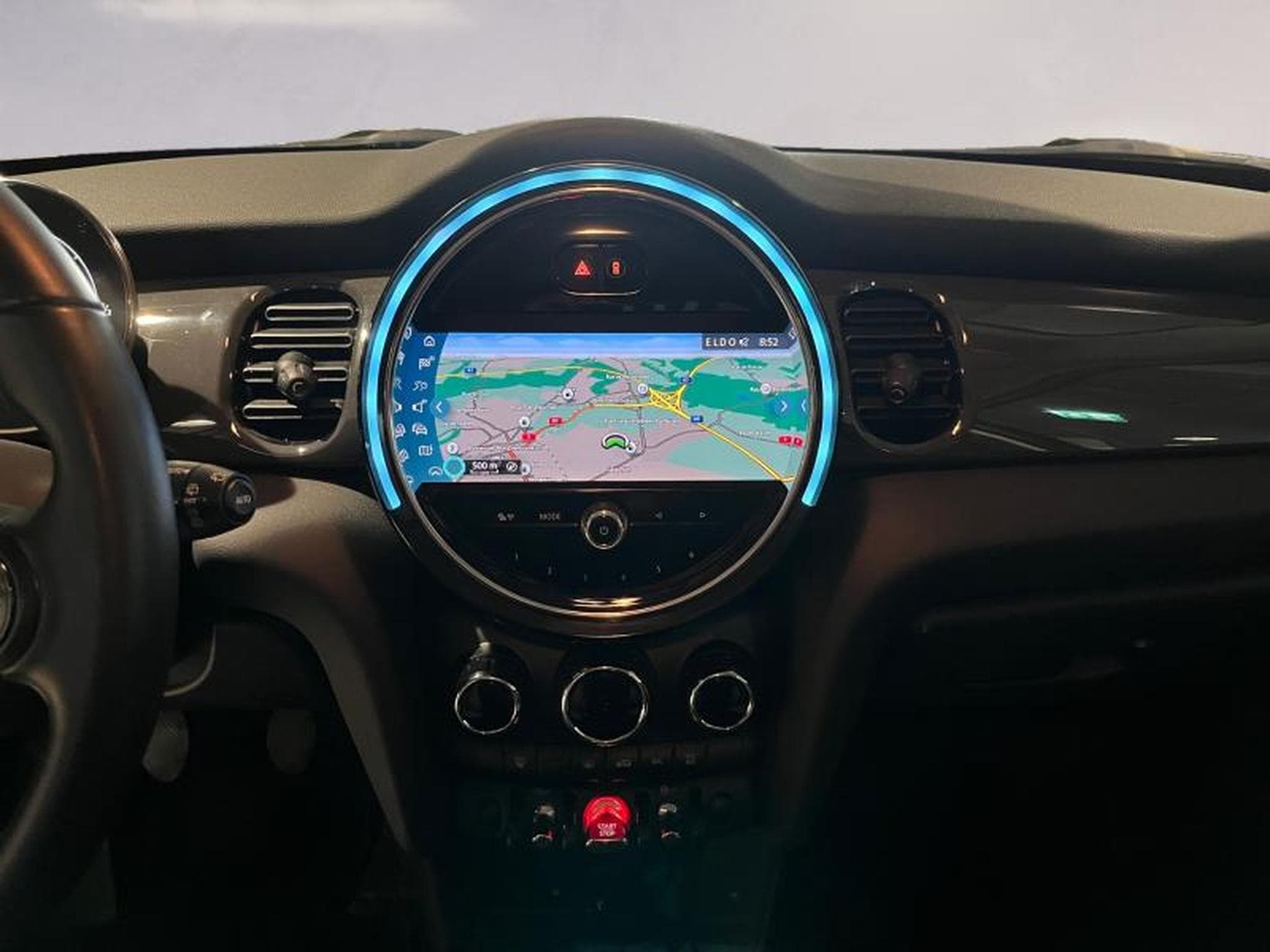 MINI Cooper Cooper (2022) - Photo 11