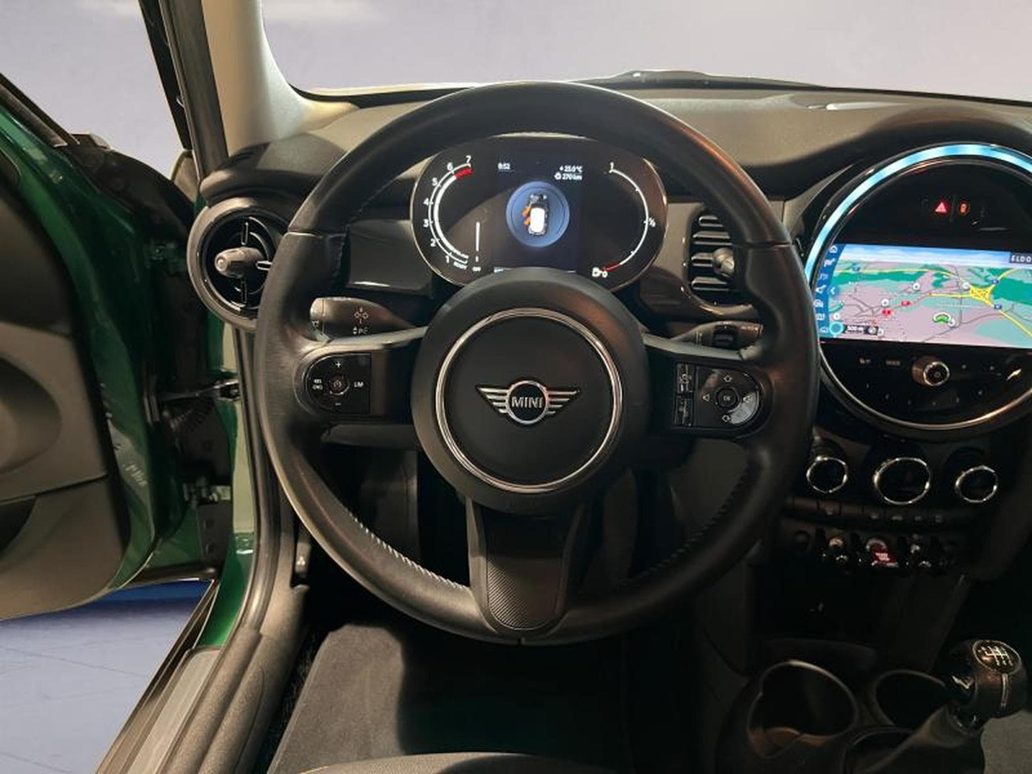 MINI Cooper Cooper (2022) - Photo 16