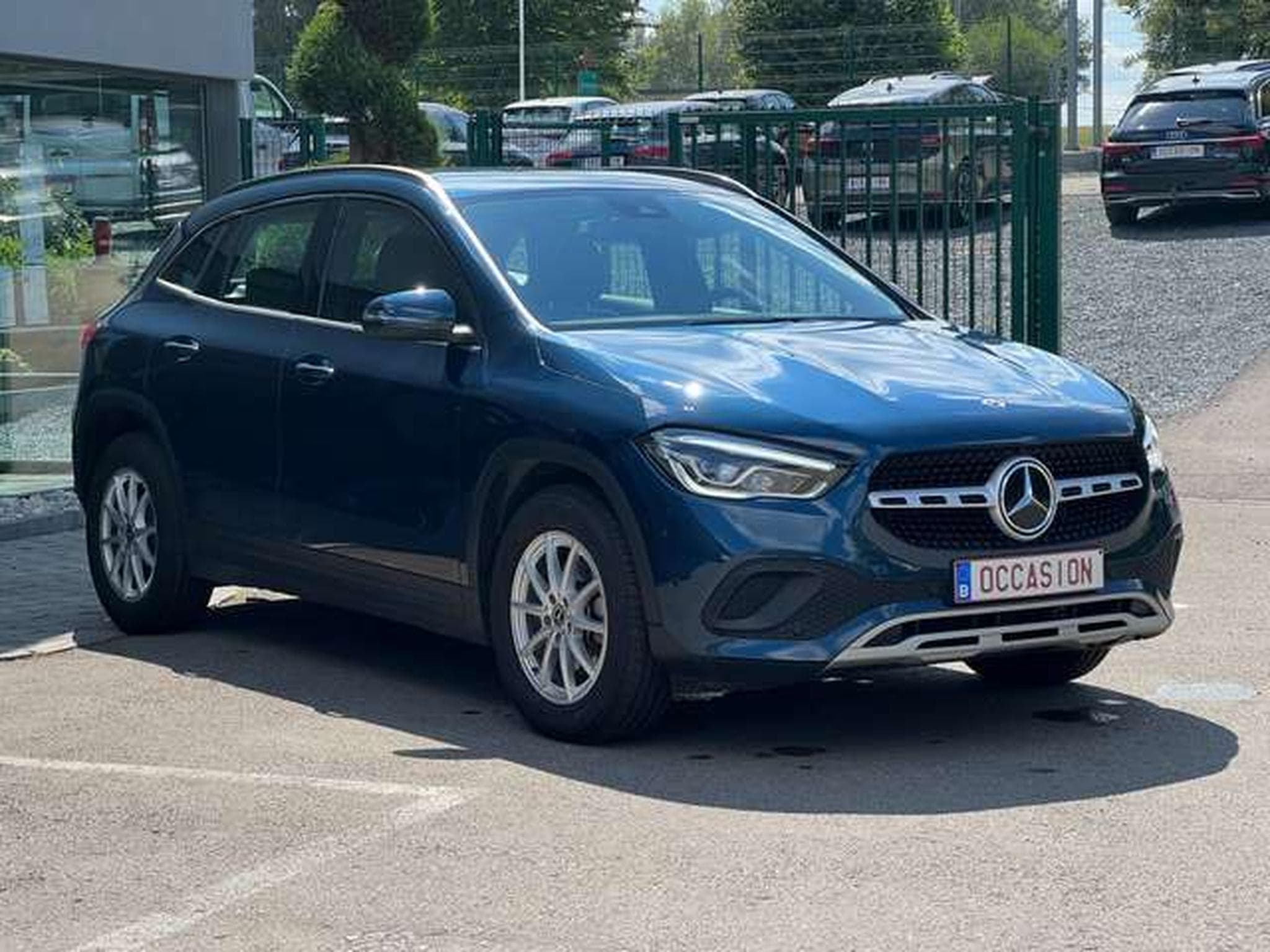 Mercedes GLA 200 BUSINESS SOLUTION ESSENTIAL 150 CV (2021) - Photo 3