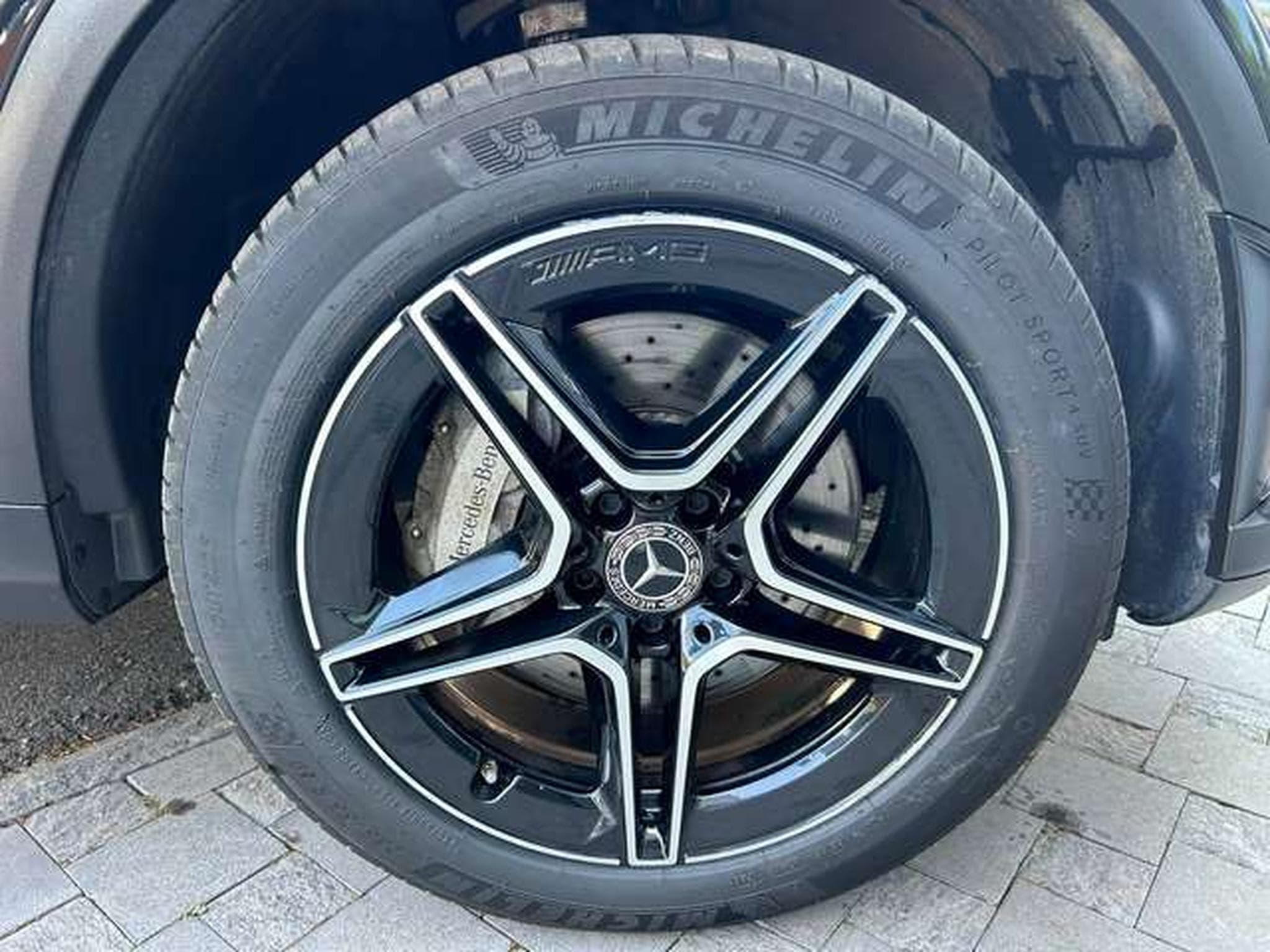 Mercedes GLC 300 D HYBRID 4-MATIC AMG LINE 306CV (2022) - Photo 18