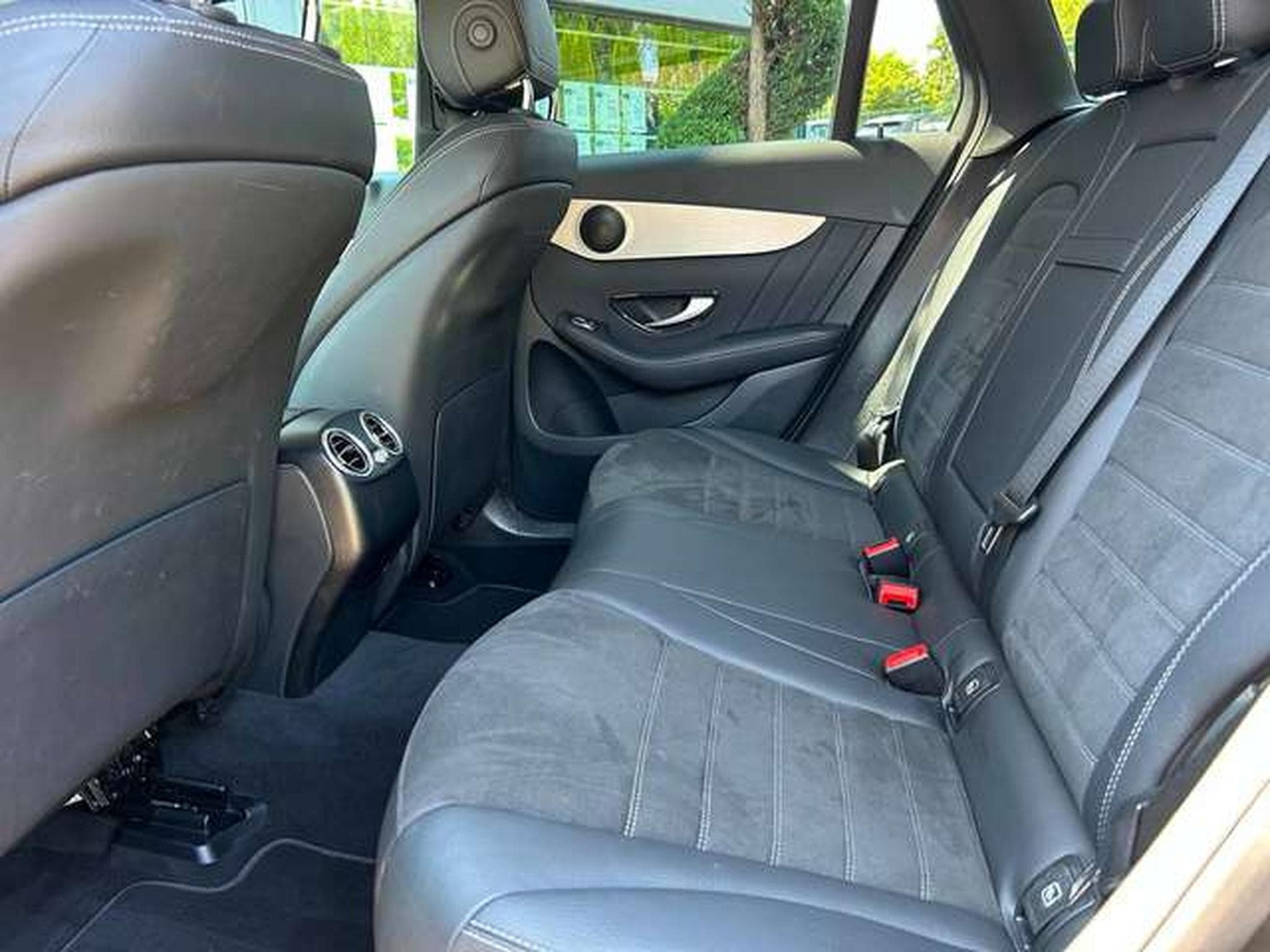 Mercedes GLC 300 D HYBRID 4-MATIC AMG LINE 306CV (2022) - Photo 17