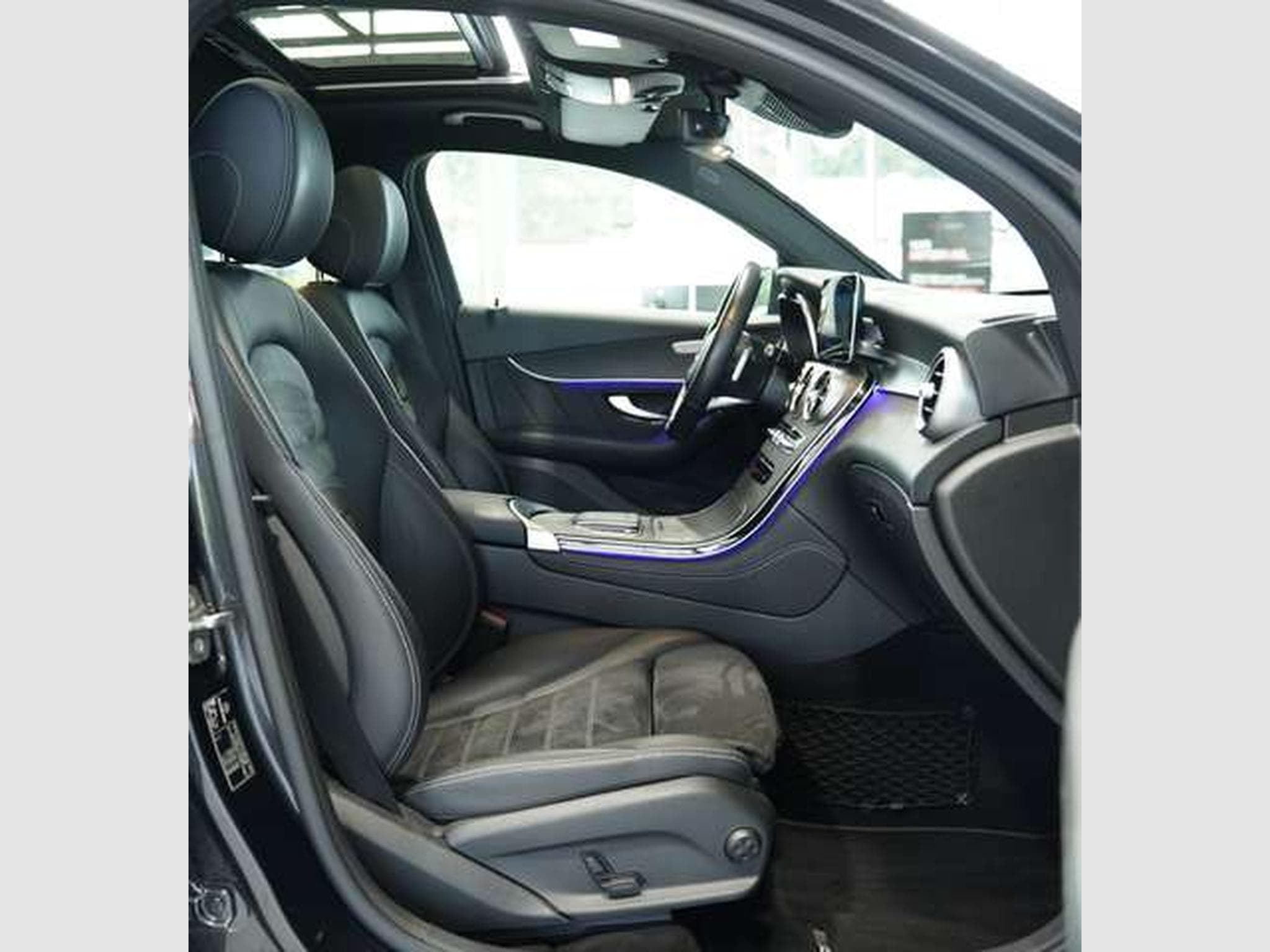 Mercedes GLC 200 4M Coupé AMG Line 2.H *20 *GSD *Digital (2020) - Foto 14