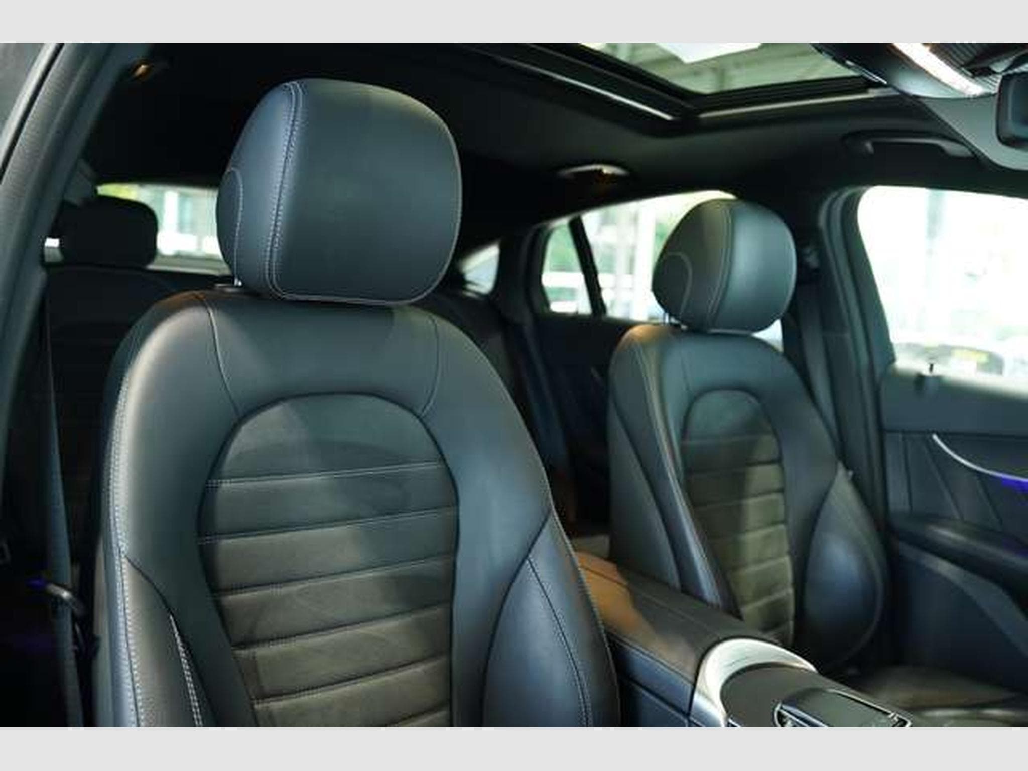 Mercedes GLC 200 4M Coupé AMG Line 2.H *20 *GSD *Digital (2020) - Foto 17