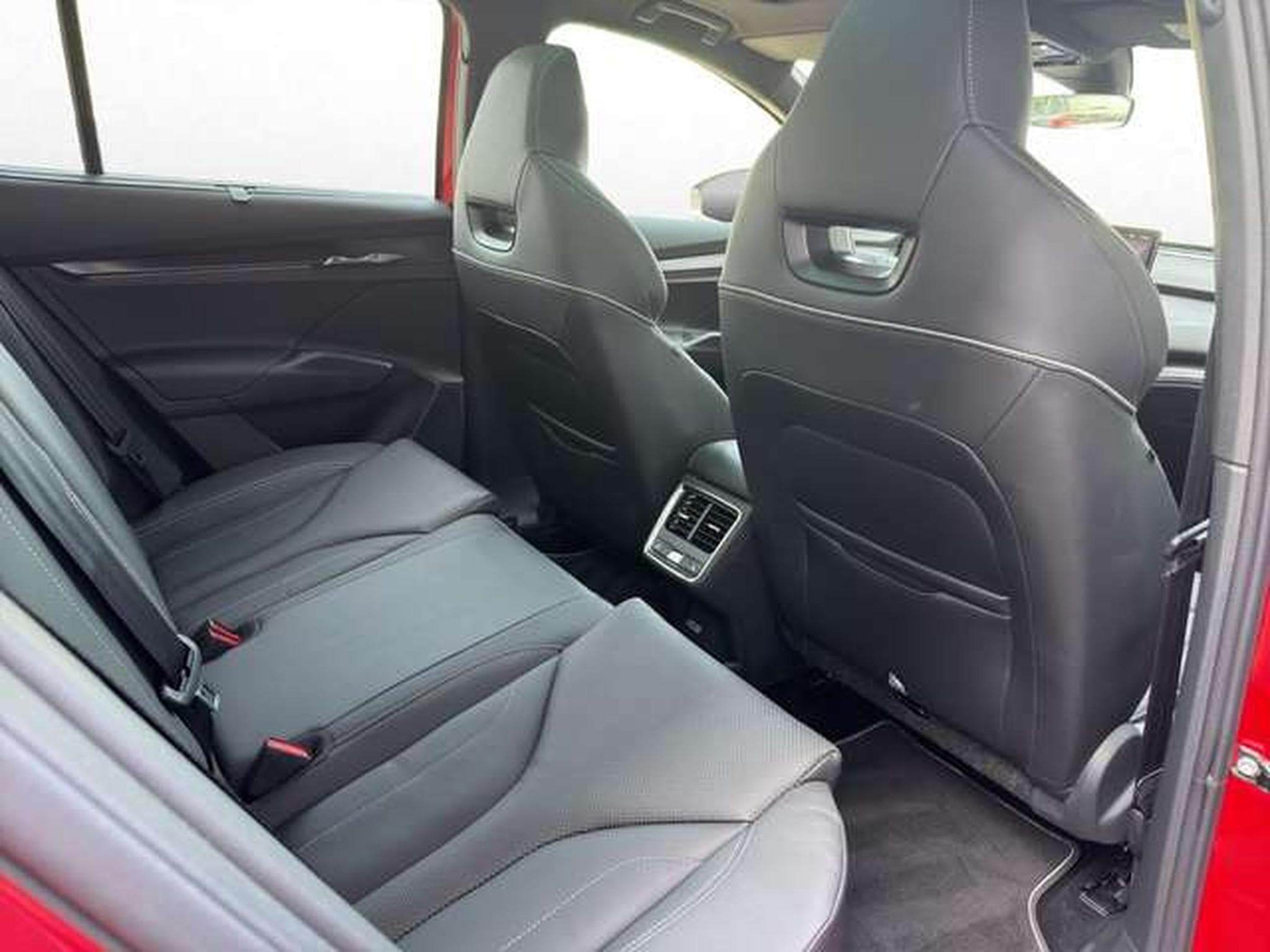 Skoda Enyaq RS Suite/Pano/Matrix/Crystal/Maxx/AHK (2023) - Photo 19