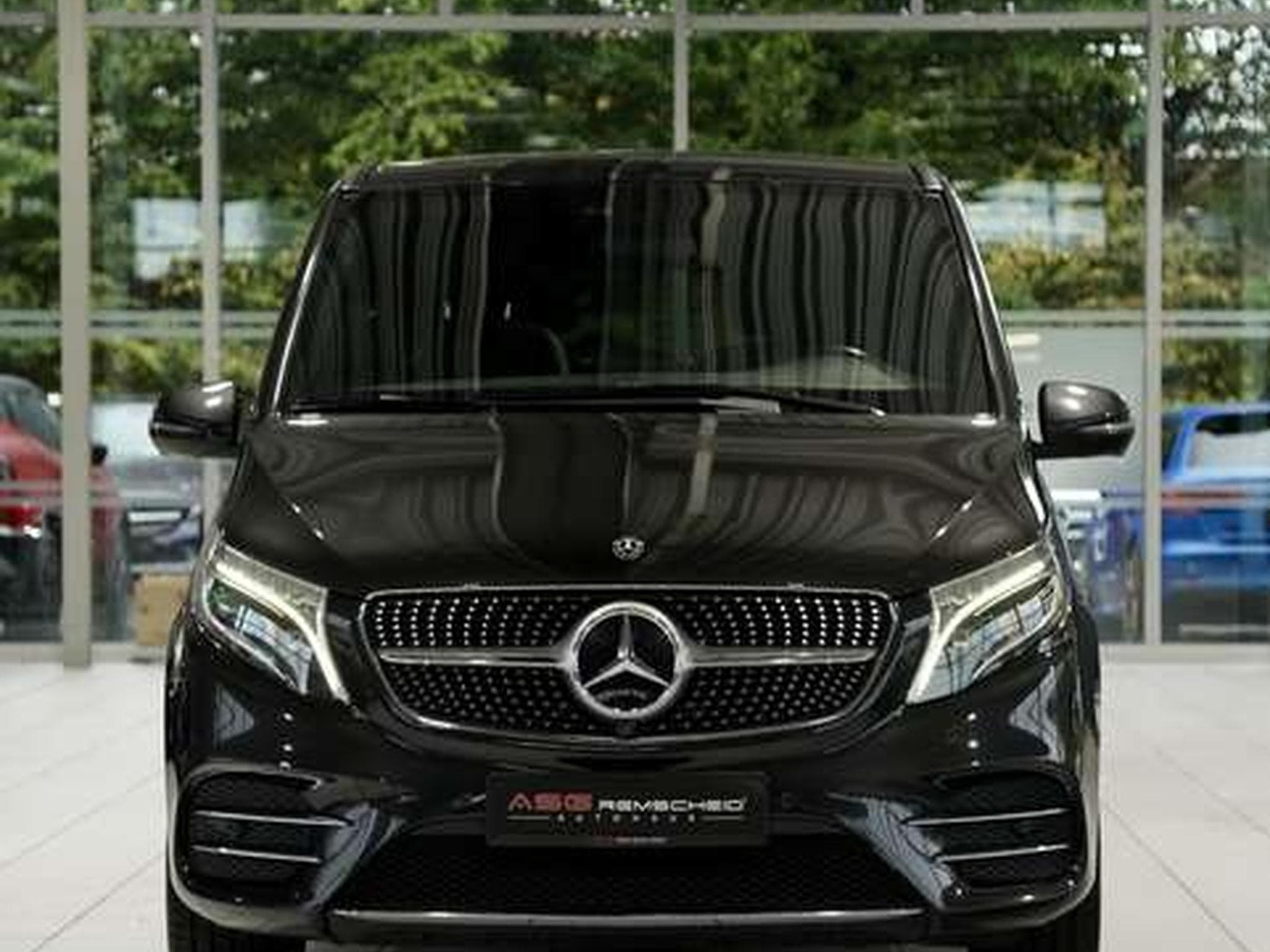Mercedes V d AMG Line Avantgarde 4M lang 2H *Pano*AHK (2019) - Photo 4