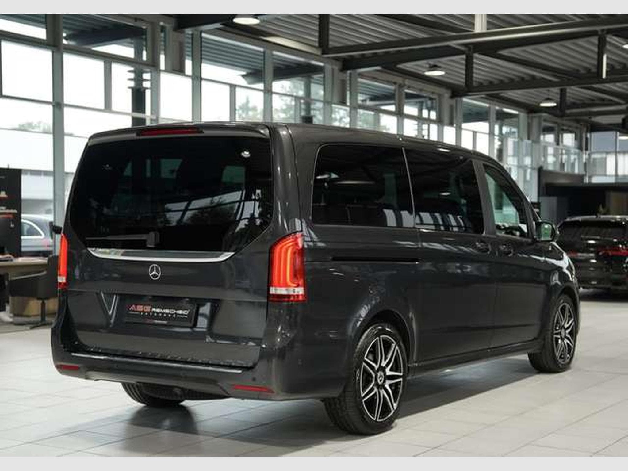 Mercedes V d AMG Line Avantgarde 4M lang 2H *Pano*AHK (2019) - Photo 8