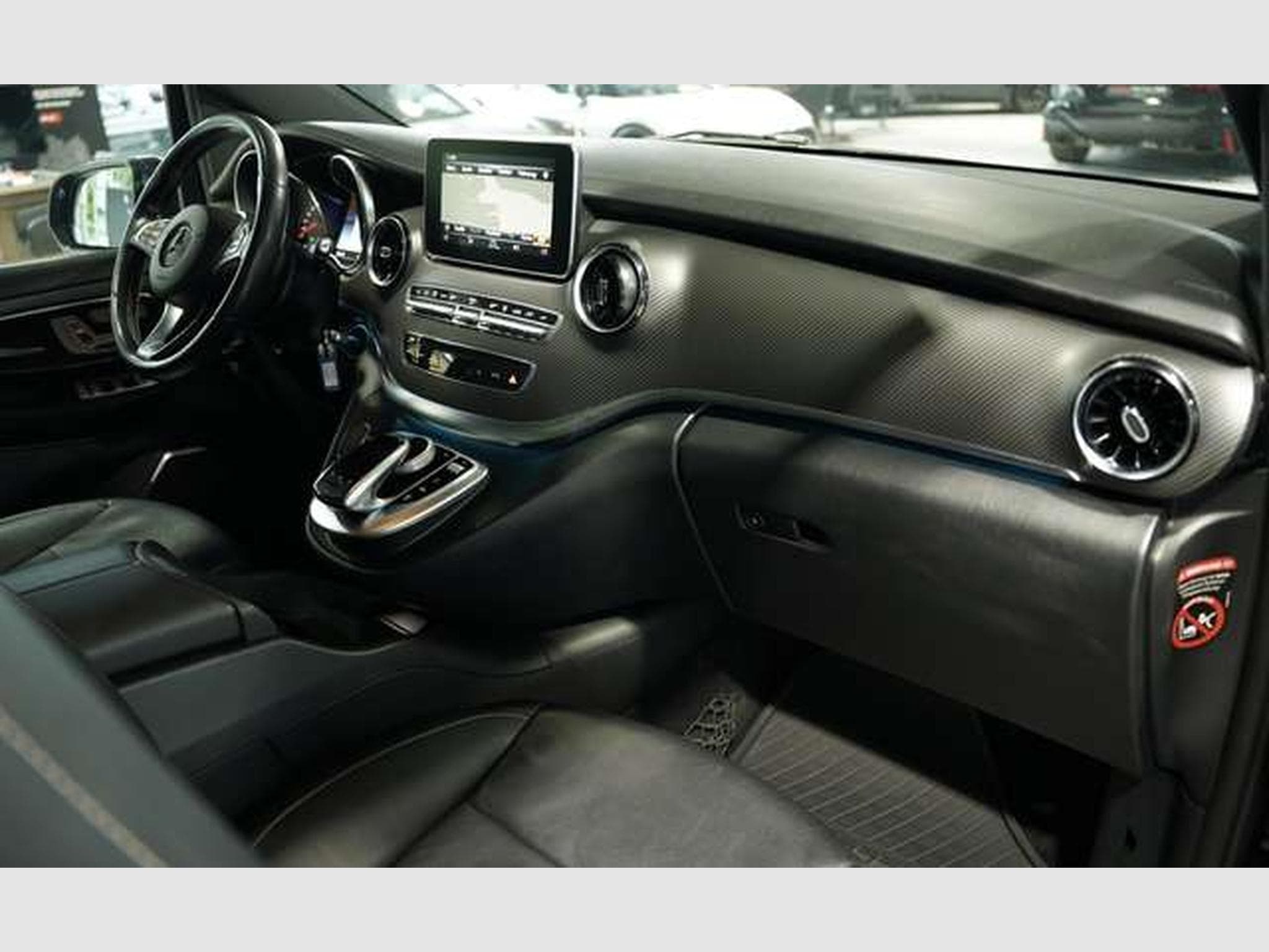 Mercedes V d AMG Line Avantgarde 4M lang 2H *Pano*AHK (2019) - Photo 16