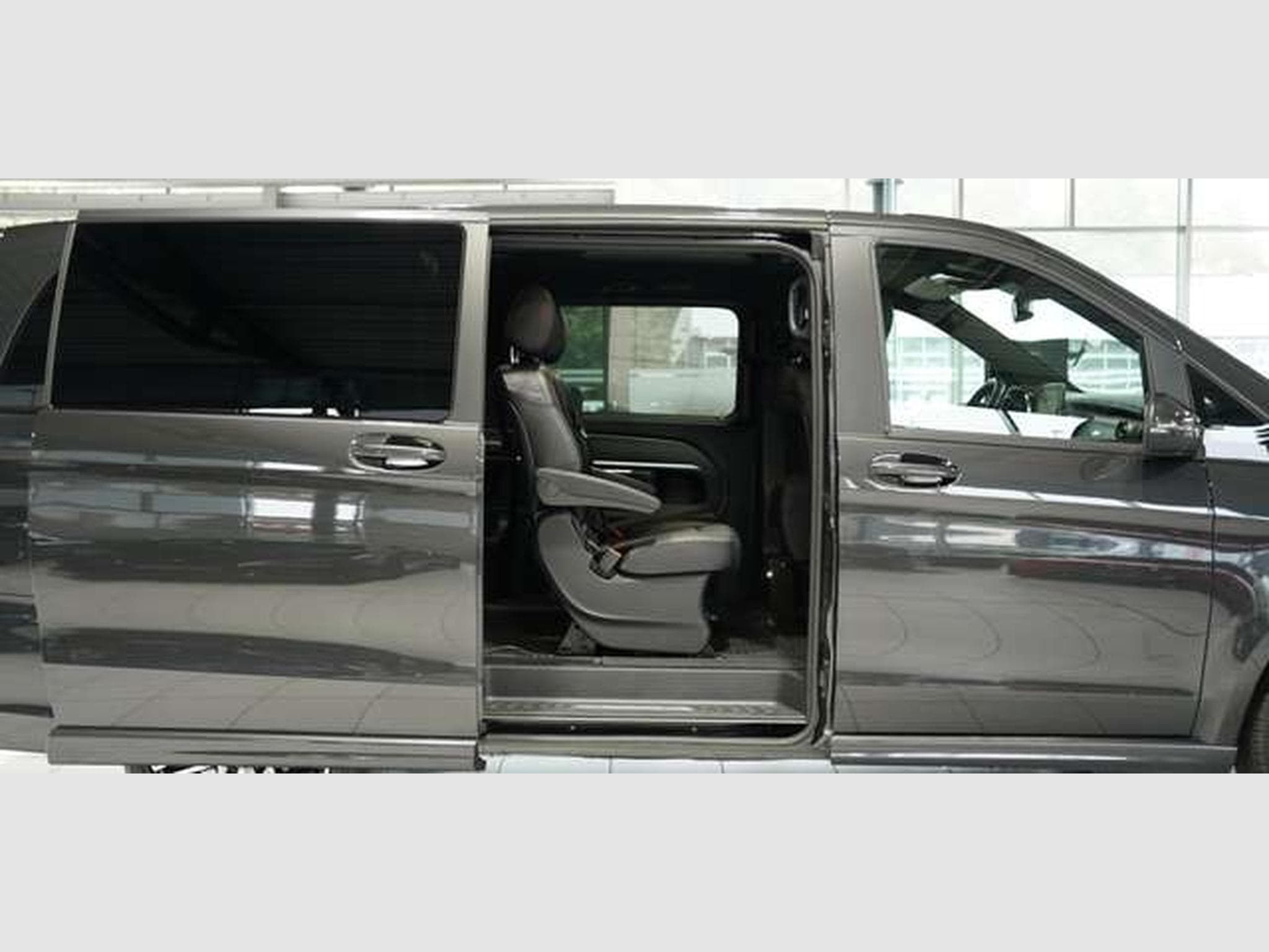 Mercedes V d AMG Line Avantgarde 4M lang 2H *Pano*AHK (2019) - Photo 20