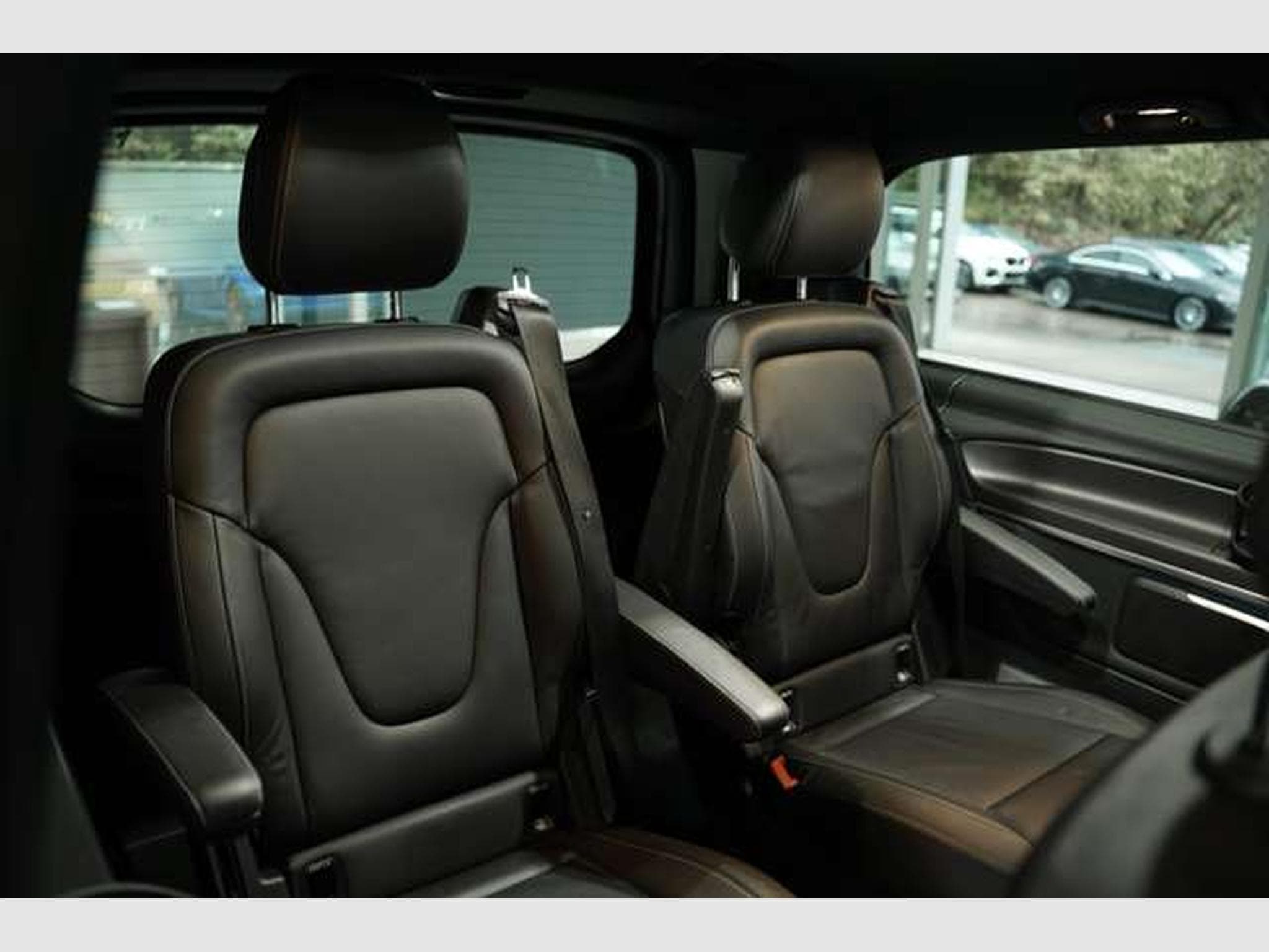 Mercedes V d AMG Line Avantgarde 4M lang 2H *Pano*AHK (2019) - Photo 23