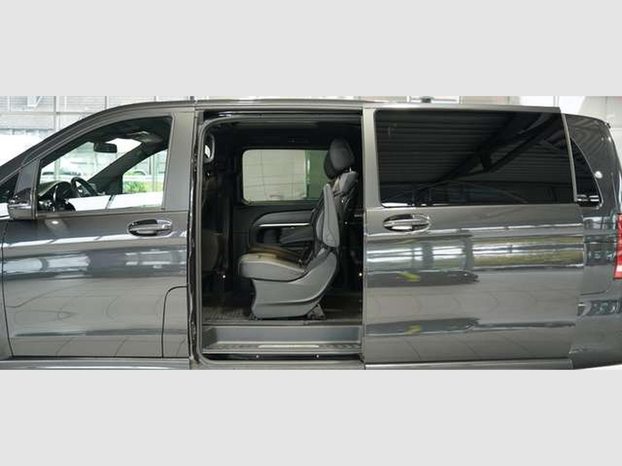 Mercedes V d AMG Line Avantgarde 4M lang 2H *Pano*AHK (2019) - Photo 28