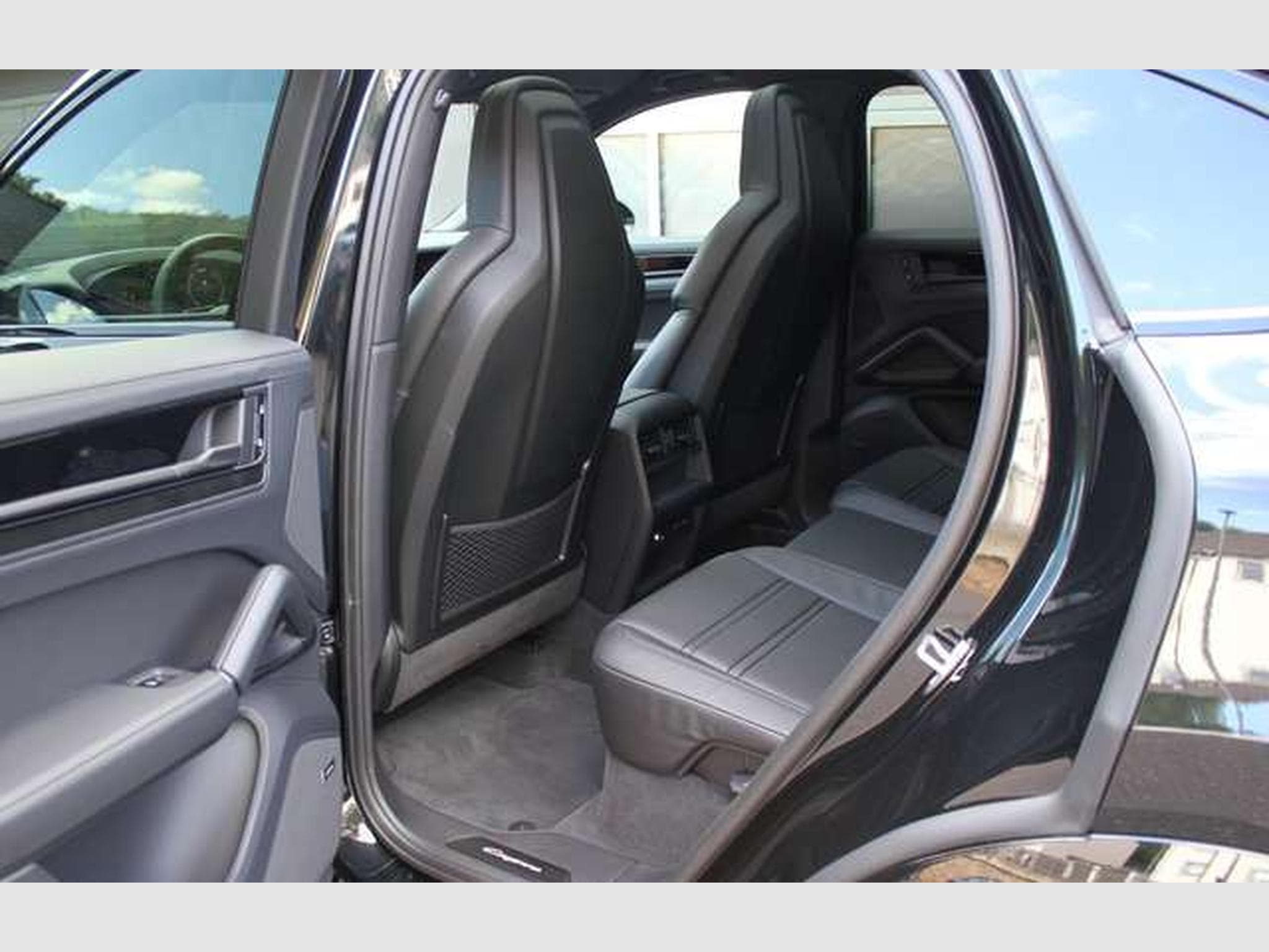 Porsche Cayenne Cayenne Coupe E-Hybrid Black Edition*KEIN MIETER (2026) - Foto 8