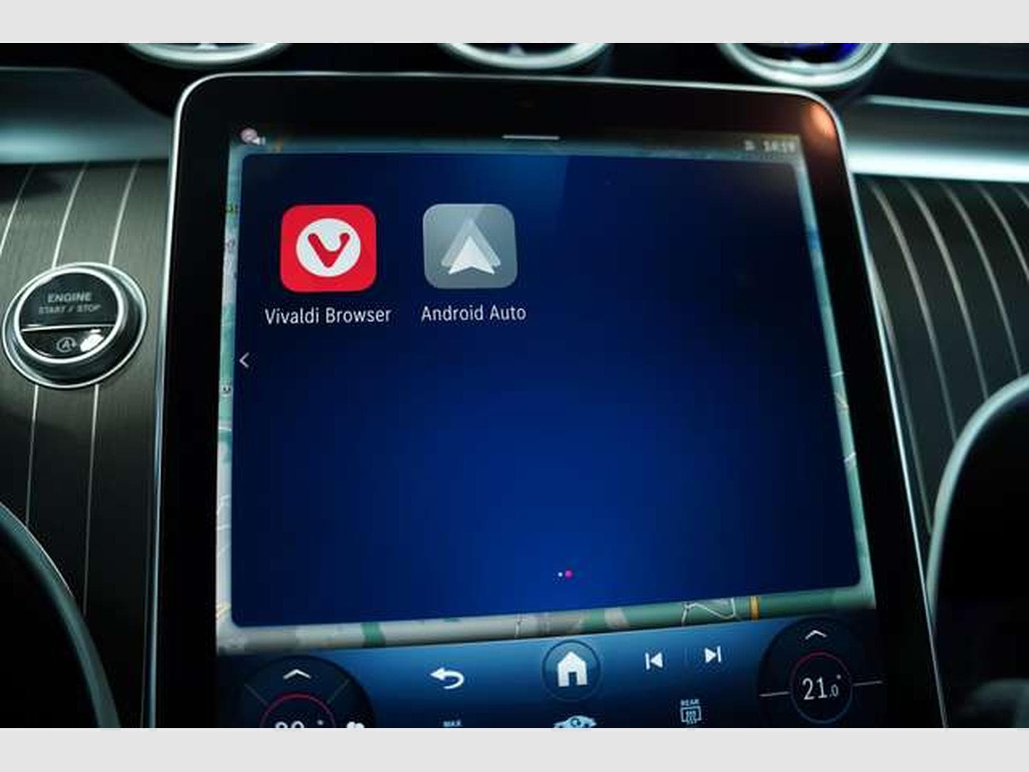 Mercedes CLE 200 AMG Line Premium Coupé *Pano *Night *SHZ (2024) - Photo 40