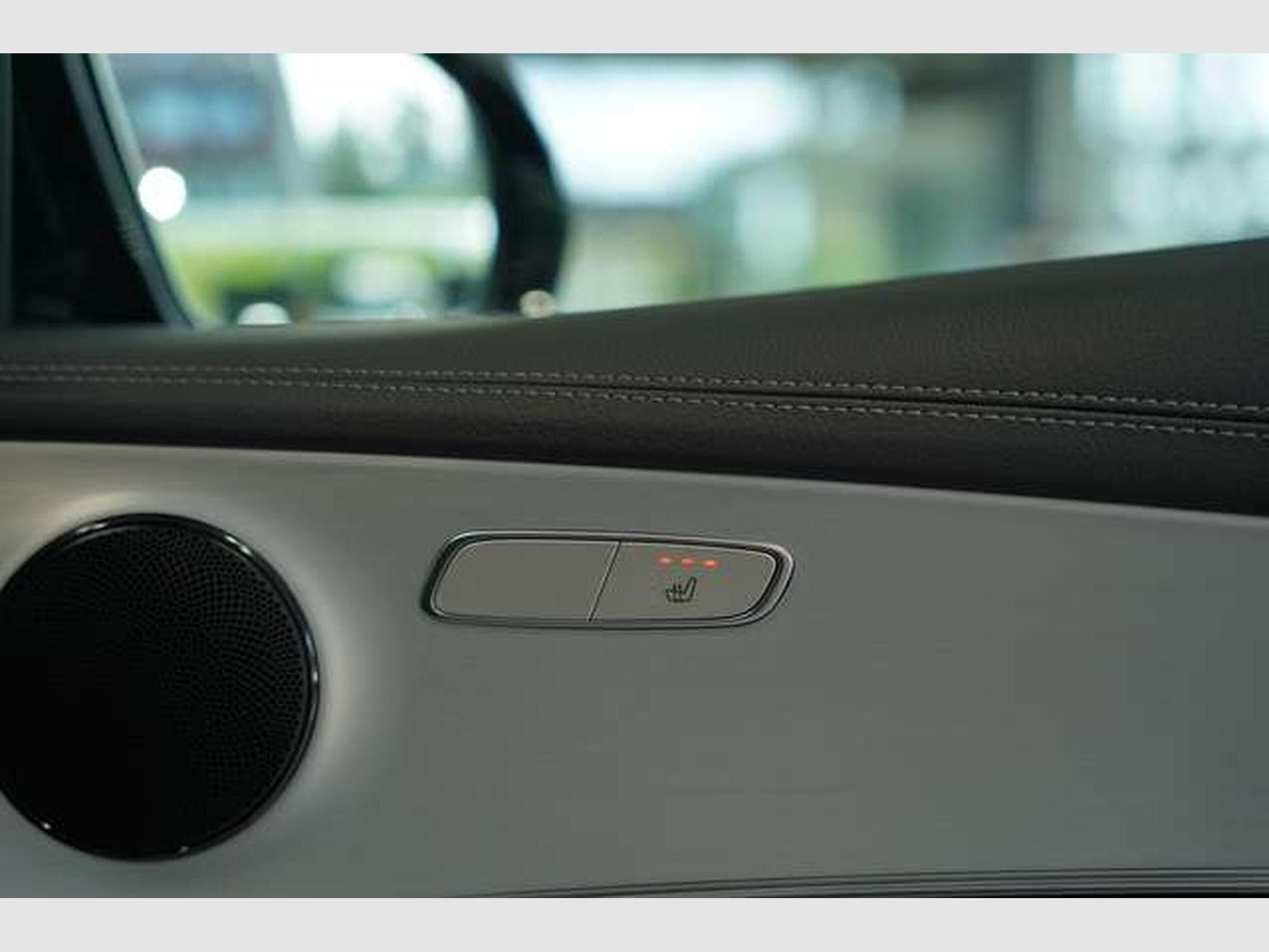 Mercedes E 400 d 4M T AMG Line 2H *19*GSD*Night*360°*AHK (2023) - Photo 16