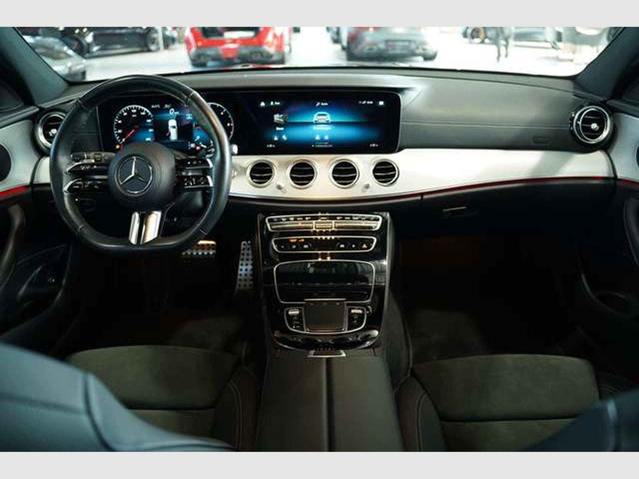 Mercedes E 400 d 4M T AMG Line 2H *19*GSD*Night*360°*AHK (2023) - Photo 40