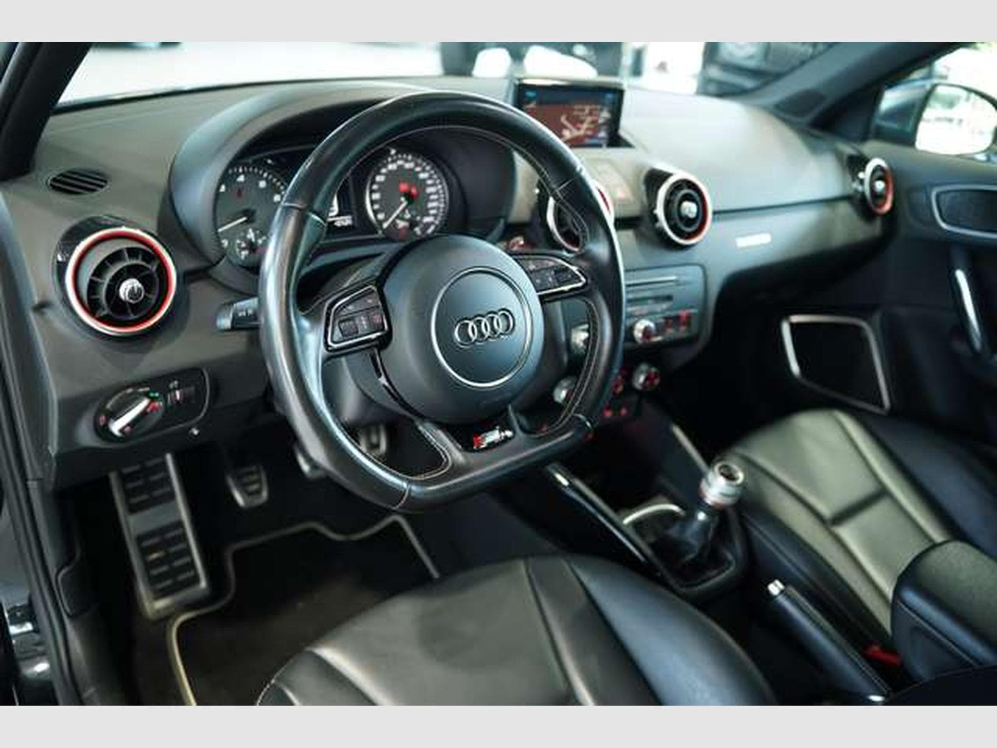 Audi S1 Sportback q. *BOSE *18 *Nappa *Optik-Paket (2015) - Photo 24