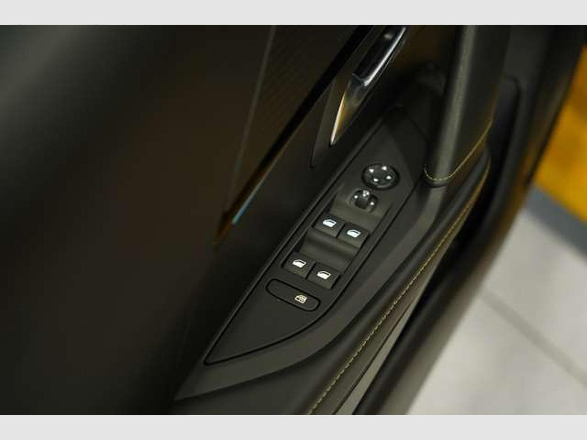Peugeot 208 GT Pack 1.Hand *Pano *Kamera *AHK *LED *SHZ (2022) - Photo 26