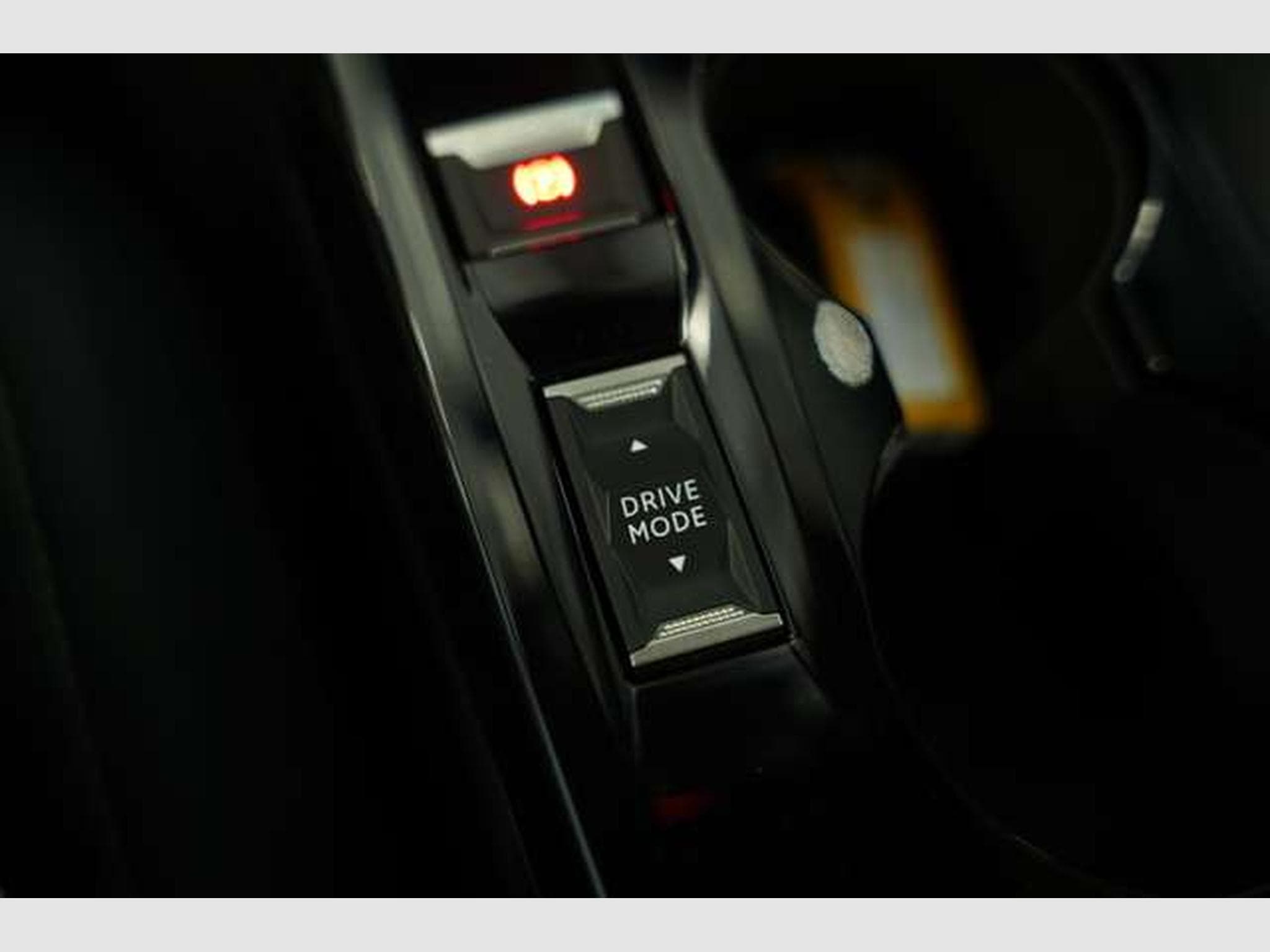 Peugeot 208 GT Pack 1.Hand *Pano *Kamera *AHK *LED *SHZ (2022) - Photo 29