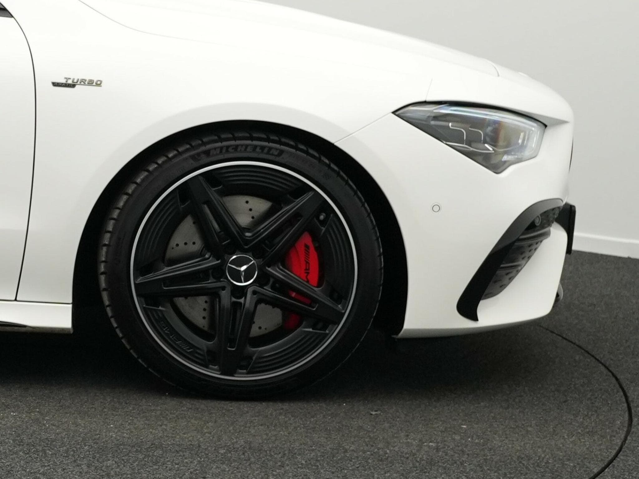 Mercedes CLA 35 AMG 4MATIC Pano+Kamera+Bur (2025) - Photo 8