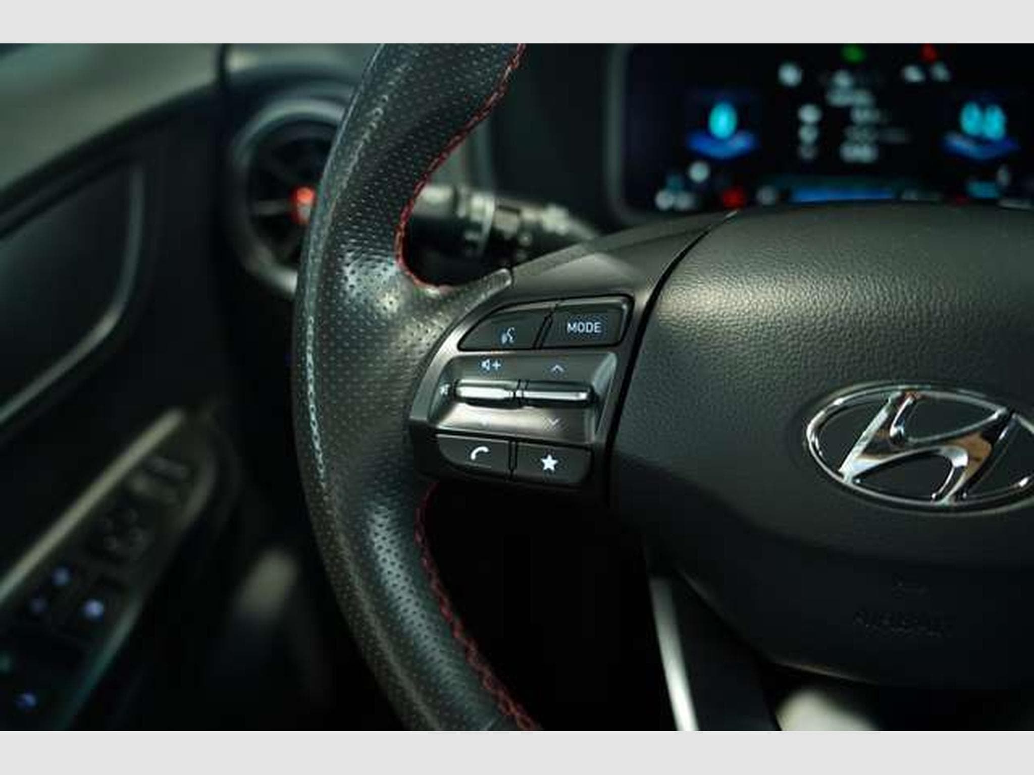 Hyundai KONA 1.0 N Line *Virtual *18? *Kam *LED*Ambiente (2021) - Foto 36