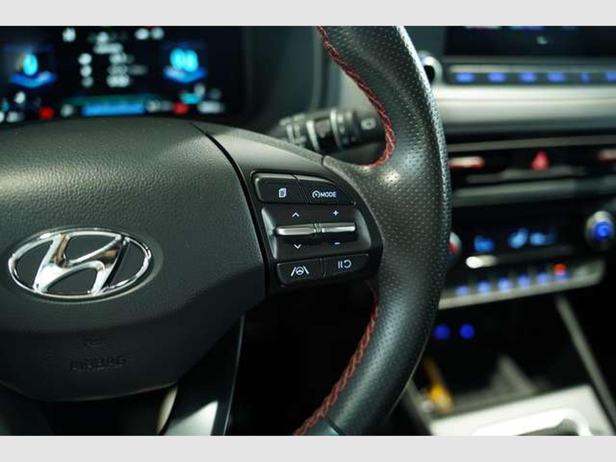 Hyundai KONA 1.0 N Line *Virtual *18? *Kam *LED*Ambiente (2021) - Foto 37