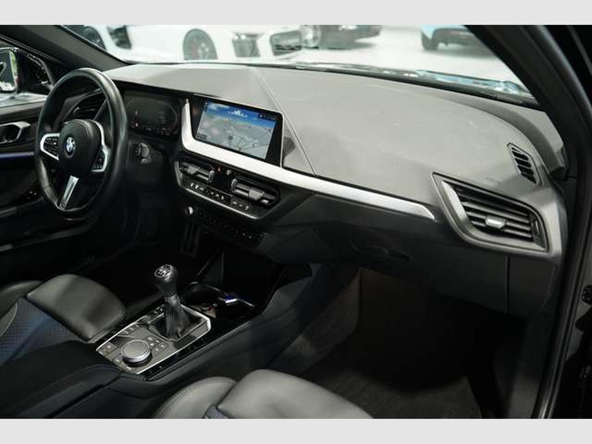 BMW 118 i M Sport *Live-Cockpit *Shadow *Sportsitze (2021) - Photo 16