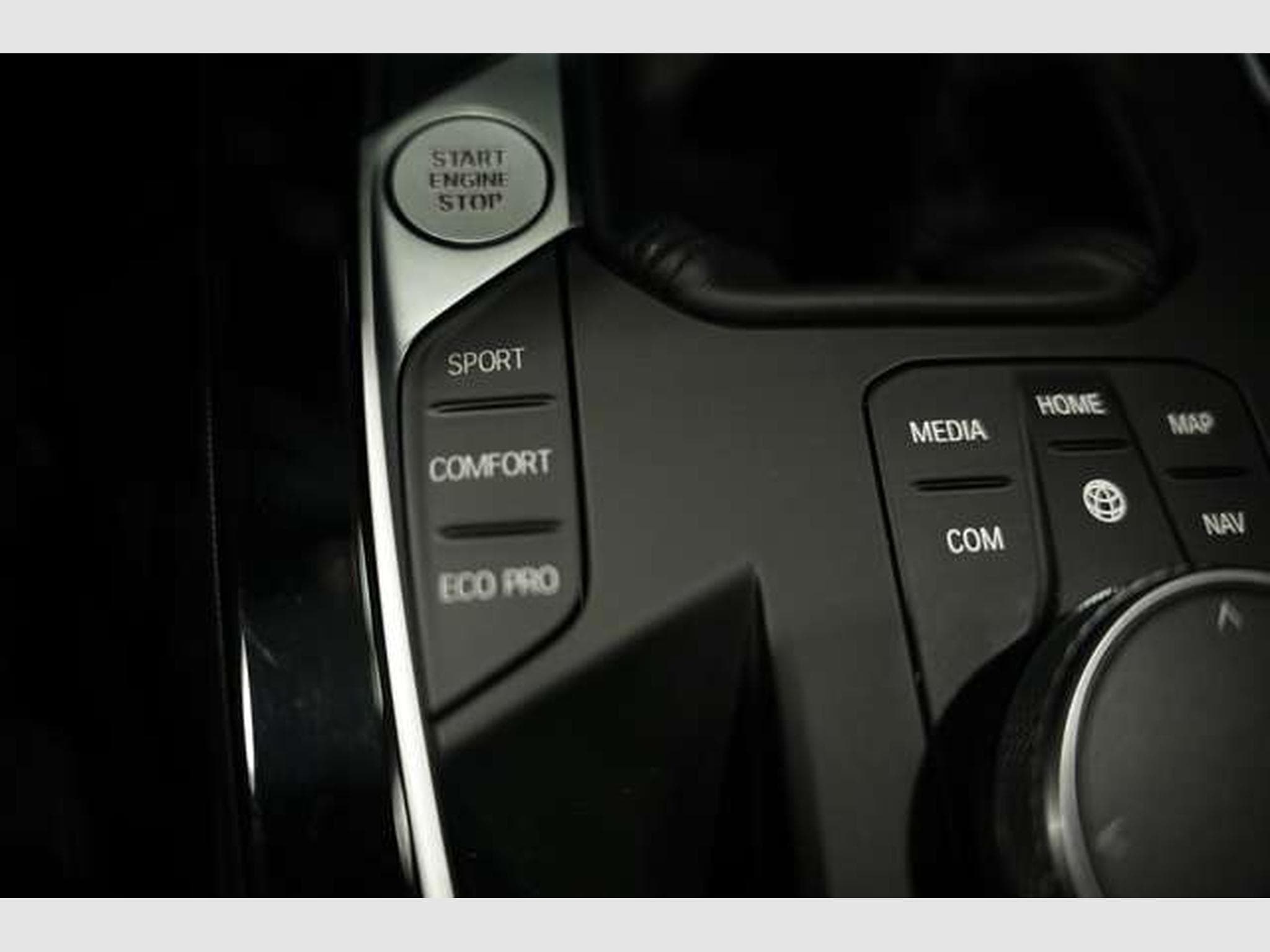 BMW 118 i M Sport *Live-Cockpit *Shadow *Sportsitze (2021) - Photo 27