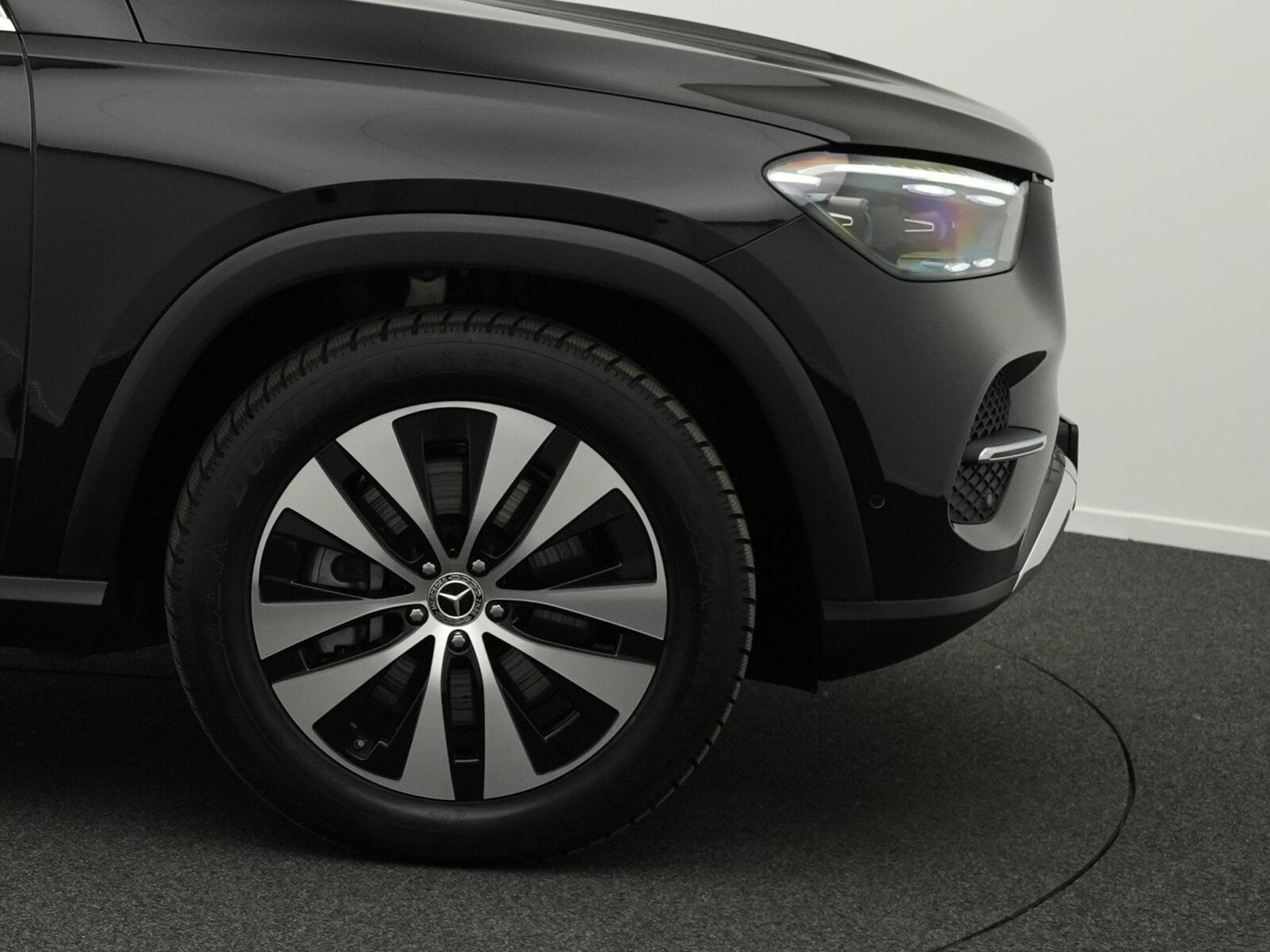 Mercedes GLE 450 d 4M Pano+Multi+360°+Burm (2024) - Photo 8