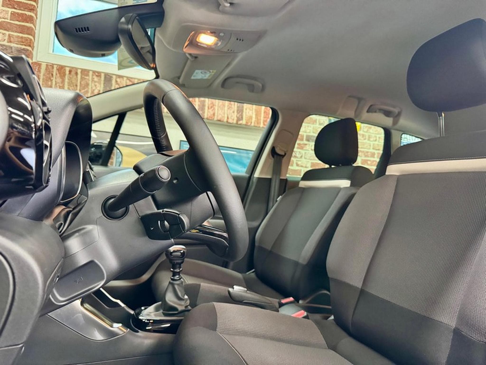 Citroen C3 Aircross C3 Aircross 1.2 110cv SHINE (2024) - Foto 5