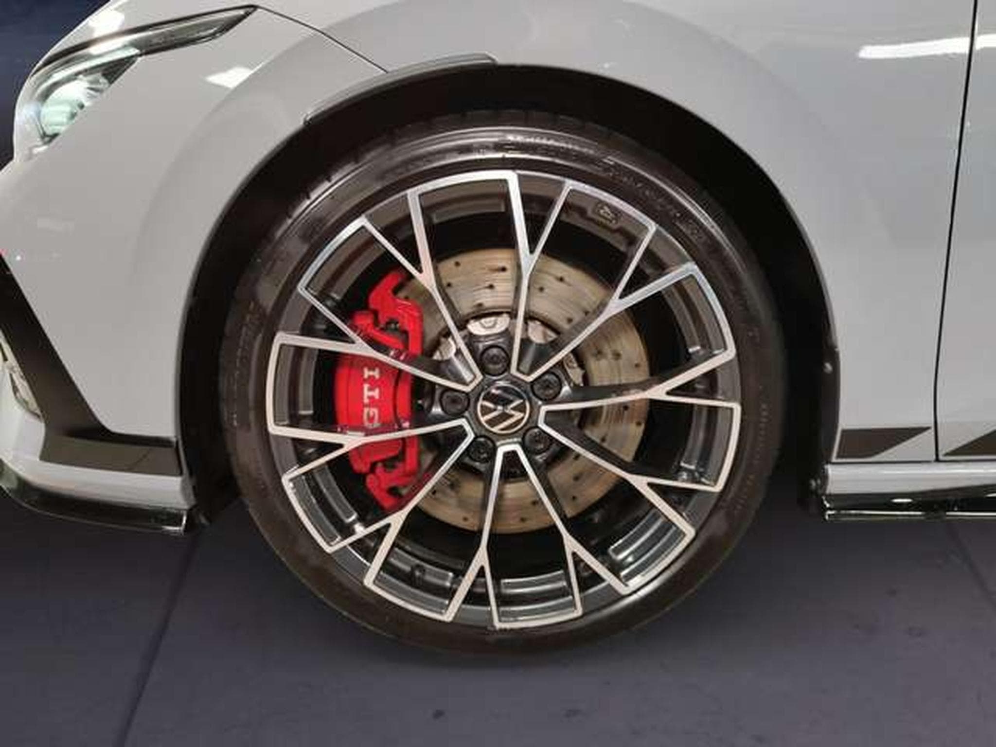 VW Golf (2024) - Foto 6