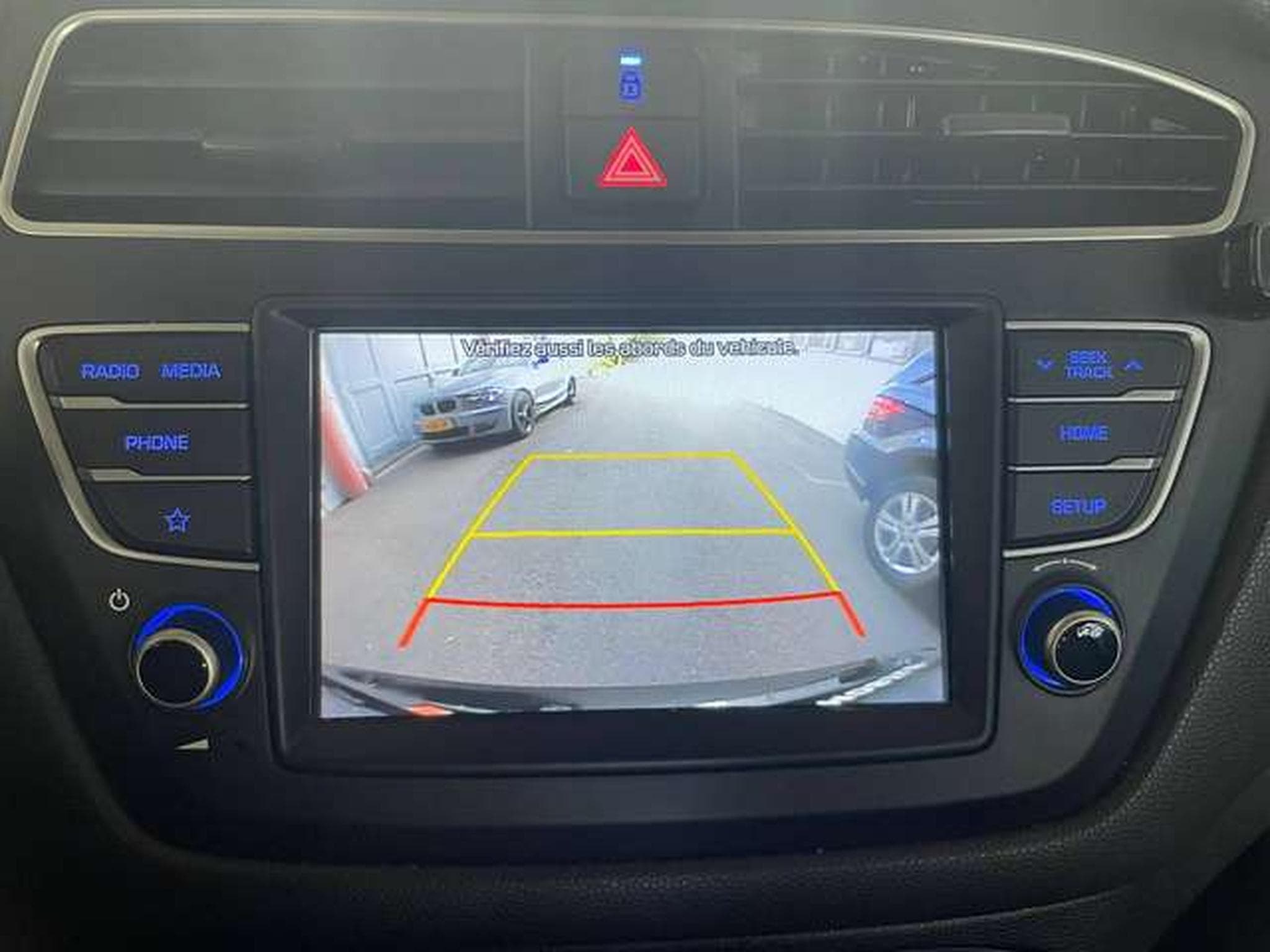 Hyundai i20 FULL SERVICES - JUSQU'A 36 MOIS DE GARANTIE (2020) - Foto 20