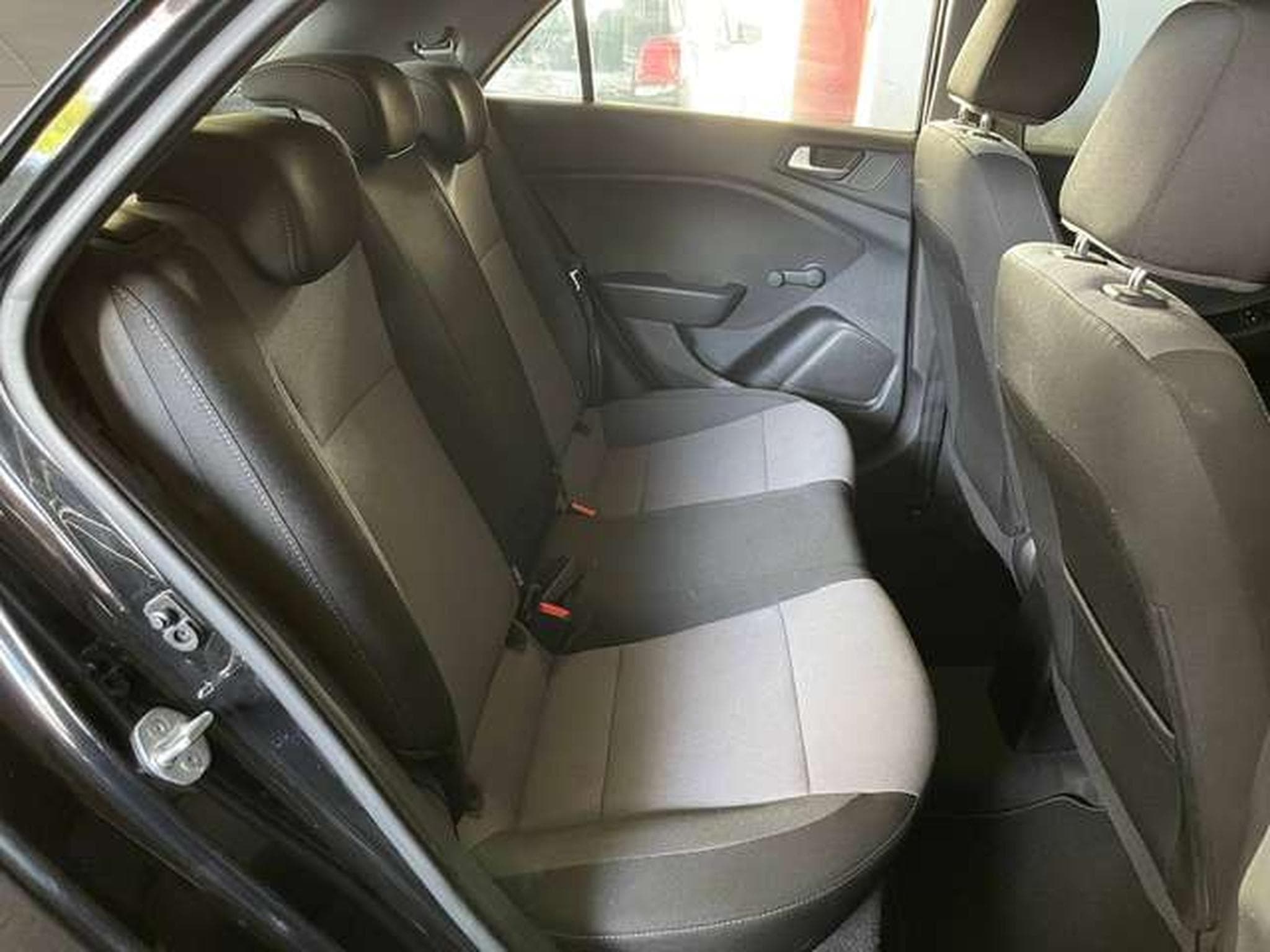 Hyundai i20 FULL SERVICES - JUSQU'A 36 MOIS DE GARANTIE (2020) - Foto 24