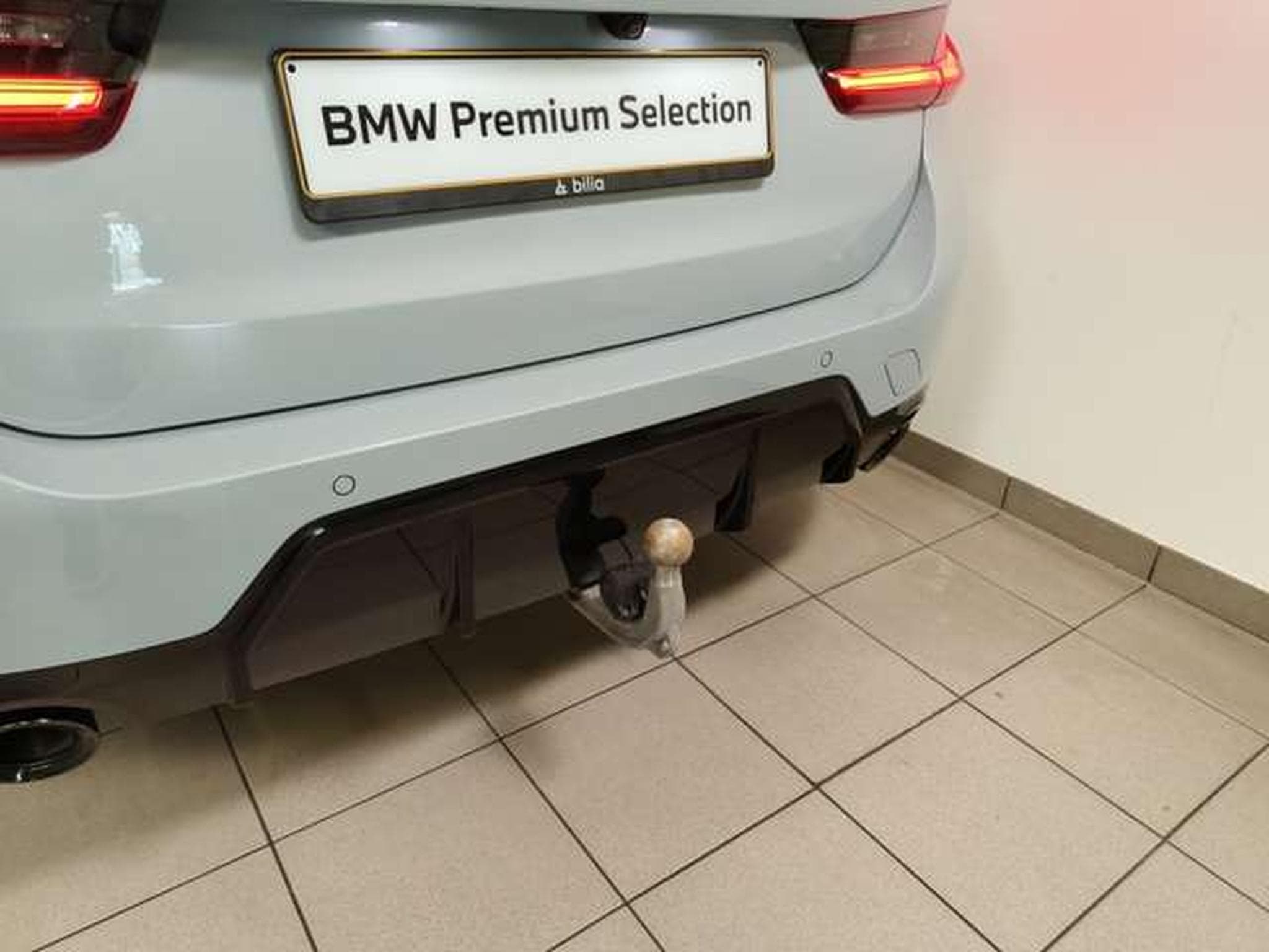 BMW 330 e xDrive M Sportpaket Head-Up HK HiFi DAB (2025) - Foto 12