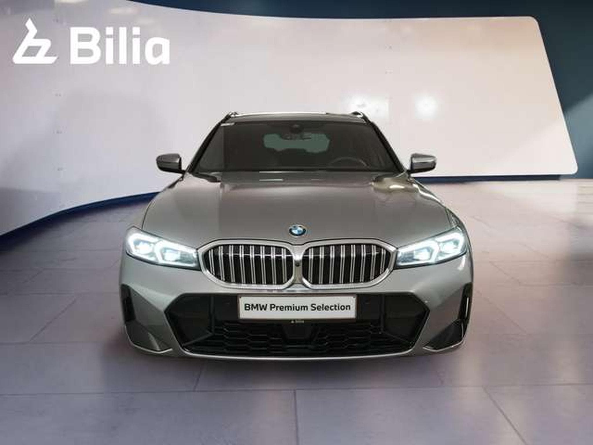 BMW 330 d xDrive M Sportpaket Head-Up HK HiFi DAB (2026) - Foto 2