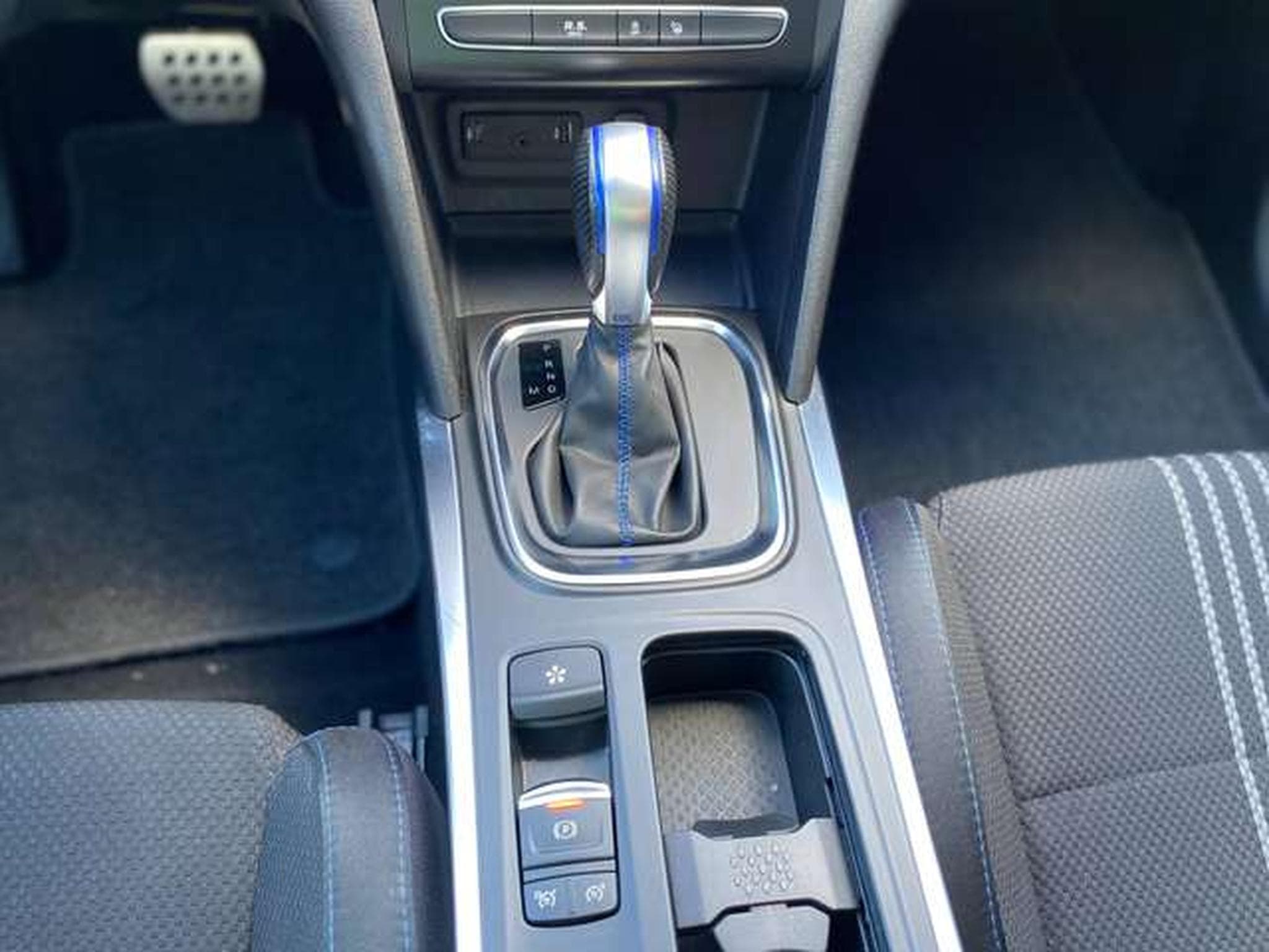 Renault Megane Megane Grandtour ENERGY dCi 165 EDC BOSE EDITION (2018) - Foto 14