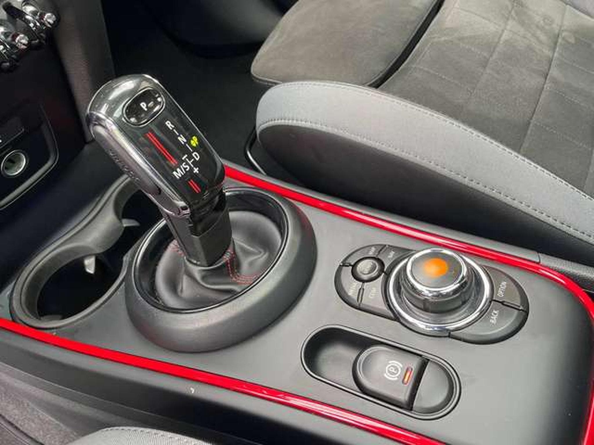 MINI JCW Countryman All4 306 Ch - 4x4 (2019) - Foto 24