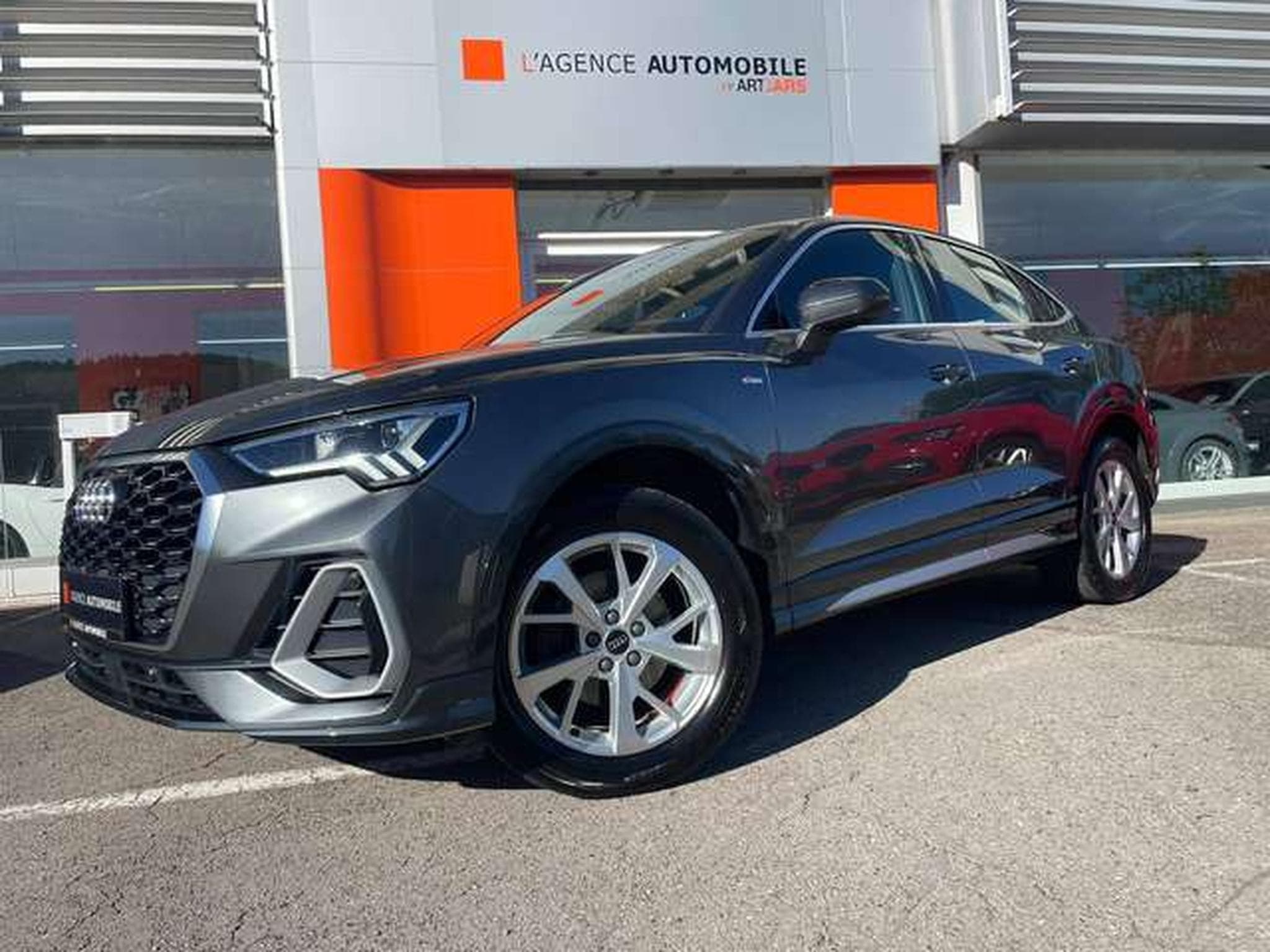 Audi Q3 35 TDI quattro S line Sportback - TVA  RECUPERABLE - JUSQU'A (2022) - Foto 2