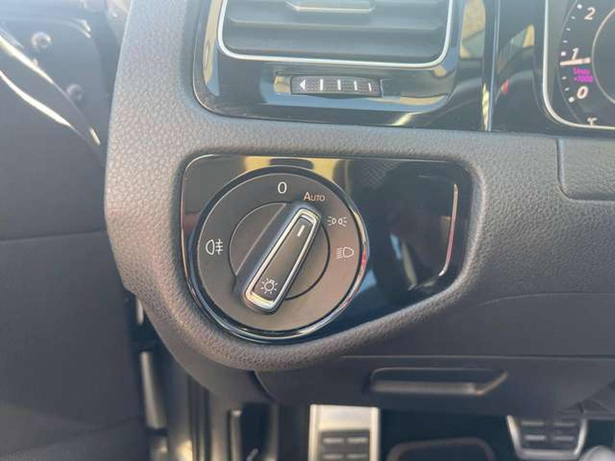 VW Golf Golf GTI TCR DSG-JUSQU'A 36MOIS DE GARANTIE- (2019) - Foto 9