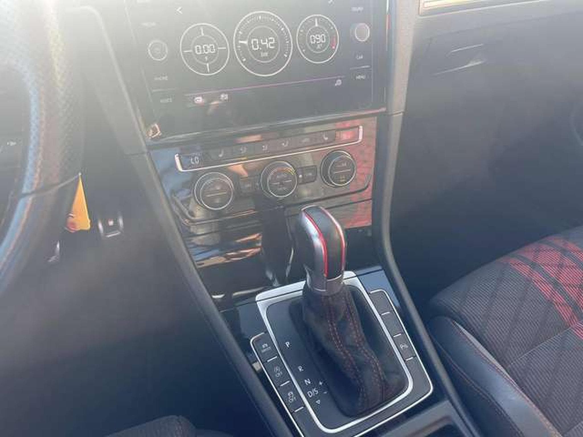VW Golf Golf GTI TCR DSG-JUSQU'A 36MOIS DE GARANTIE- (2019) - Foto 17