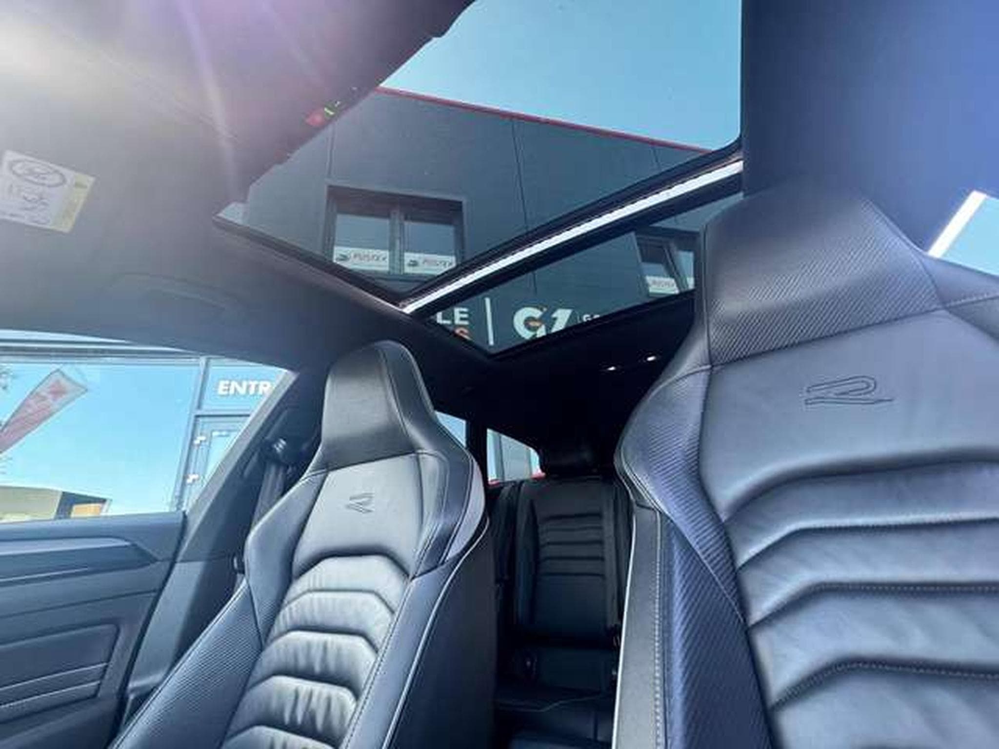 VW Arteon 2.0 TDI SCR 4Motion DSG R-Line / R-SEAT /  JUSQU'A 36 MOIS D (2021) - Foto 12