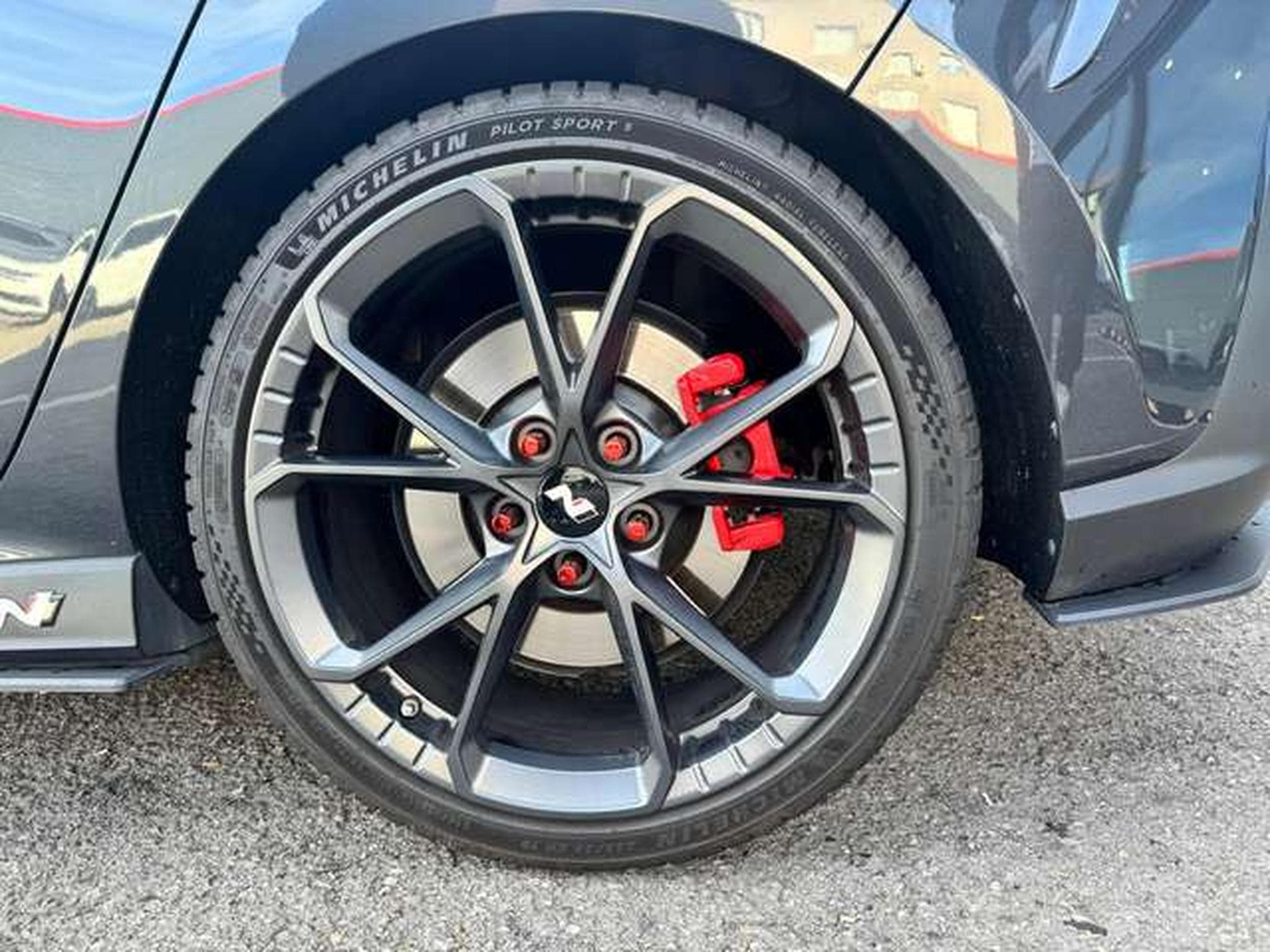 Hyundai i30 i30N PERF / 1ER OWNER /  JUSQU'A 36MOIS DE GARANTIE POSSIBLE (2023) - Foto 24