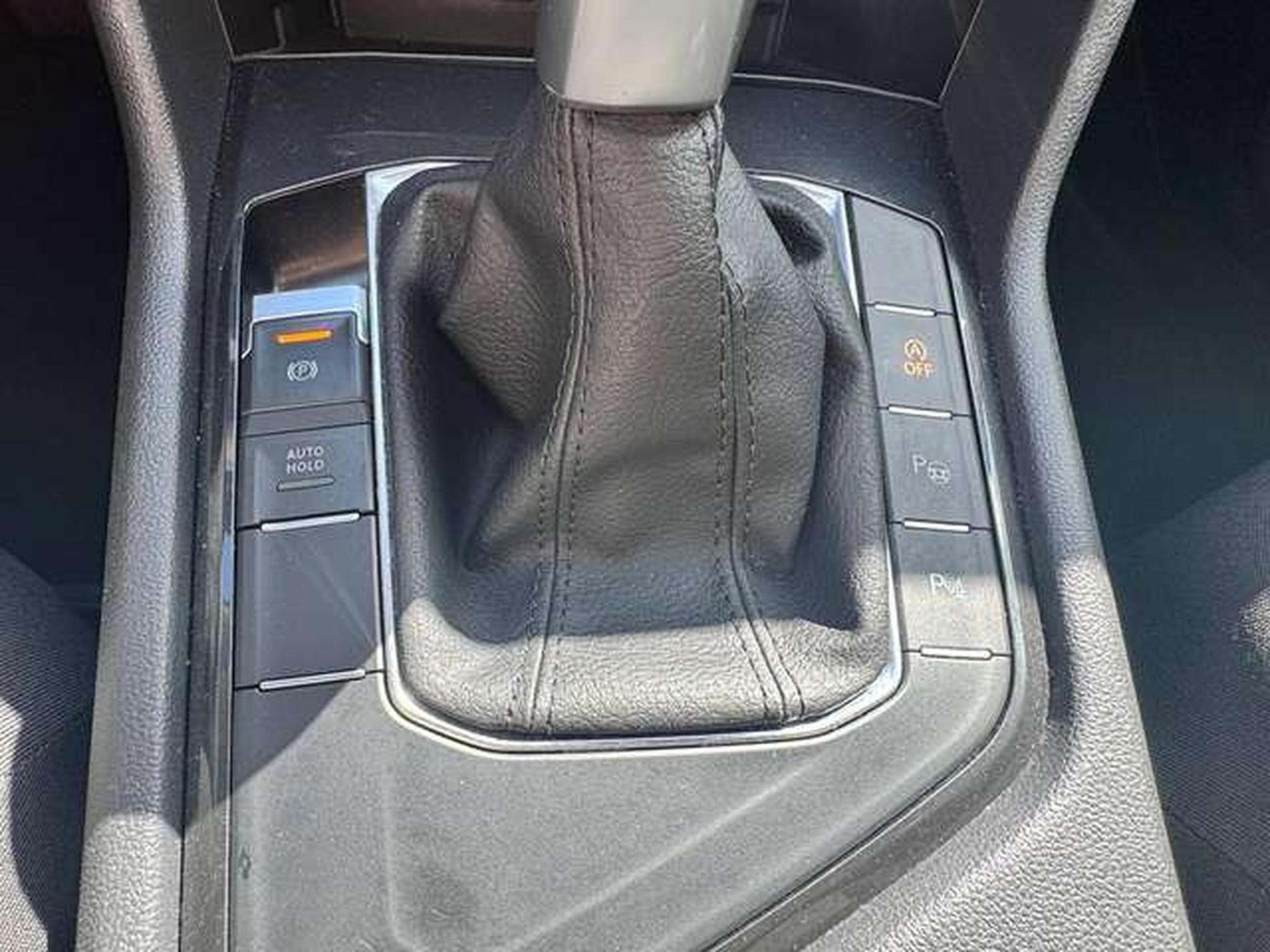 VW Tiguan Tiguan 2.0 TDI SCR DSG Life JUSQU'A 36 MOIS DE GARANTIE (2022) - Foto 18