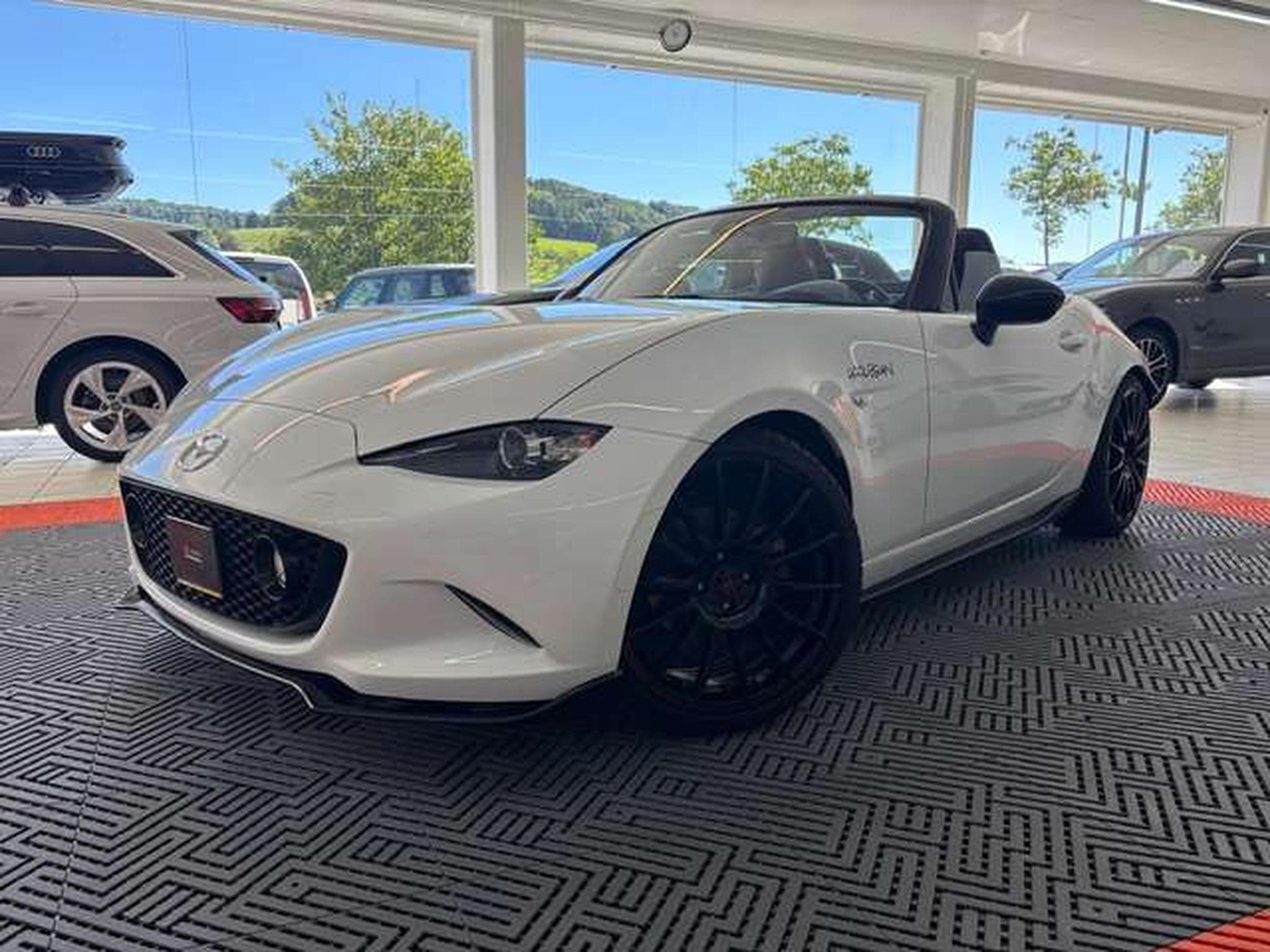 Mazda MX-5 2.0 SKYACTIV-G 184 Ch GARANTIE JUSQU'A 36 MOIS (2018) - Photo 2