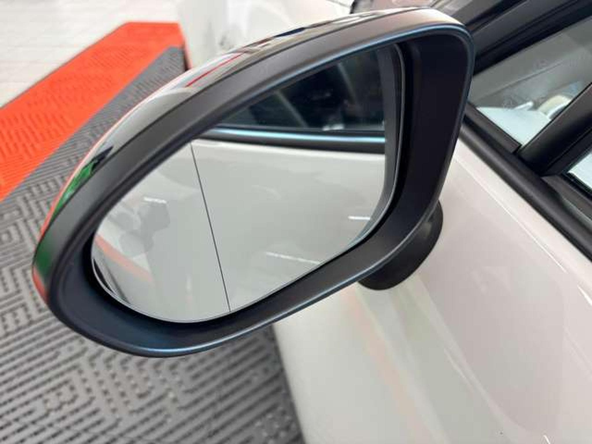 Mazda MX-5 2.0 SKYACTIV-G 184 Ch GARANTIE JUSQU'A 36 MOIS (2018) - Photo 13