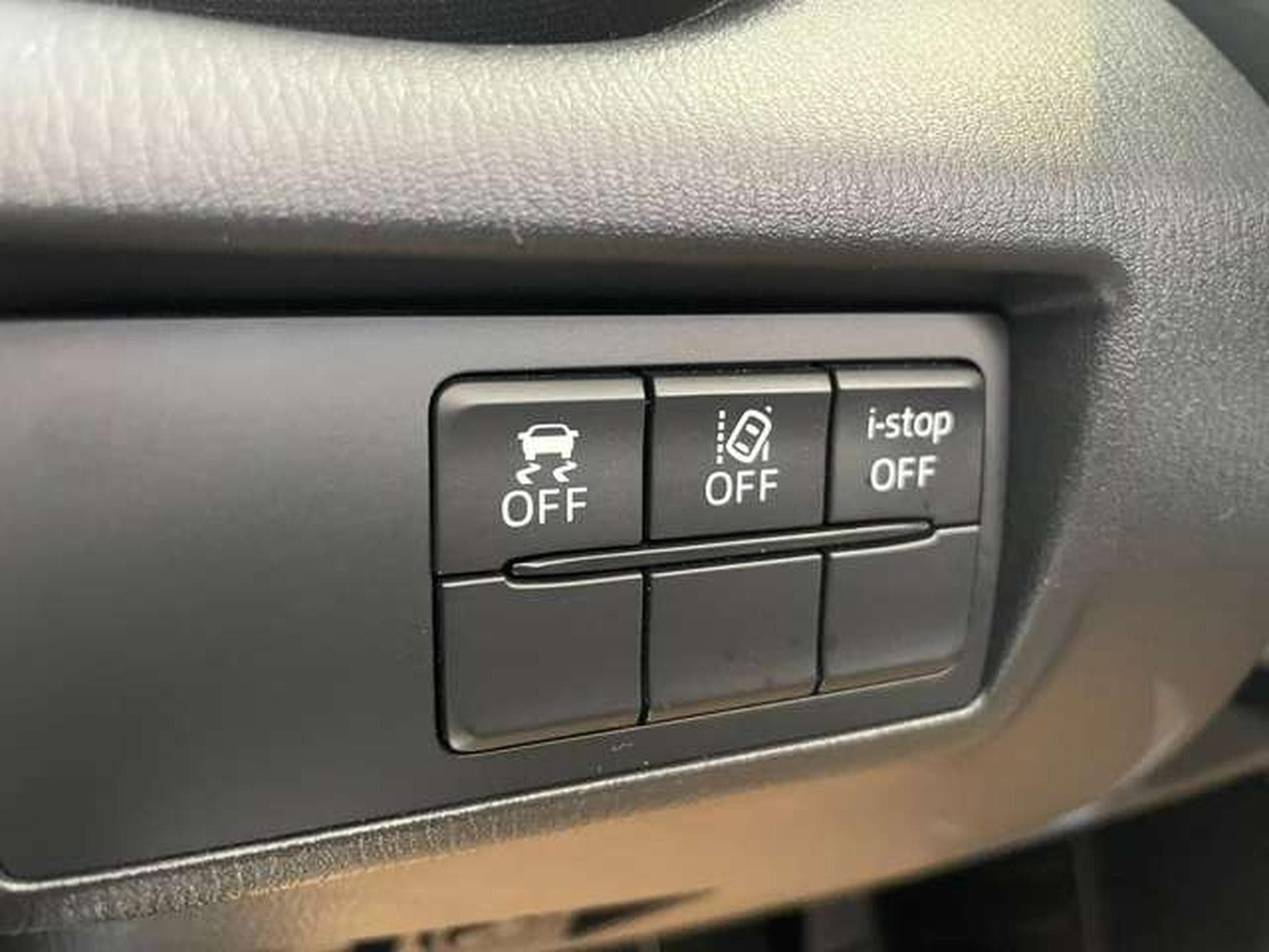 Mazda MX-5 2.0 SKYACTIV-G 184 Ch GARANTIE JUSQU'A 36 MOIS (2018) - Photo 15