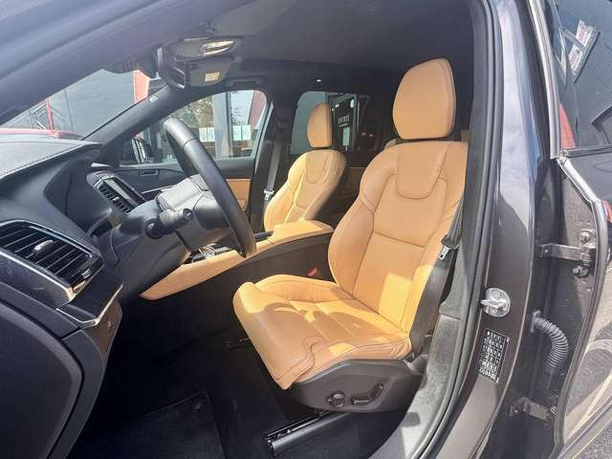 Volvo XC90 XC90 B5 D AWD Ultimate Dark / JUSQU'A 36 MOIS DE GARANTIE (2023) - Foto 10