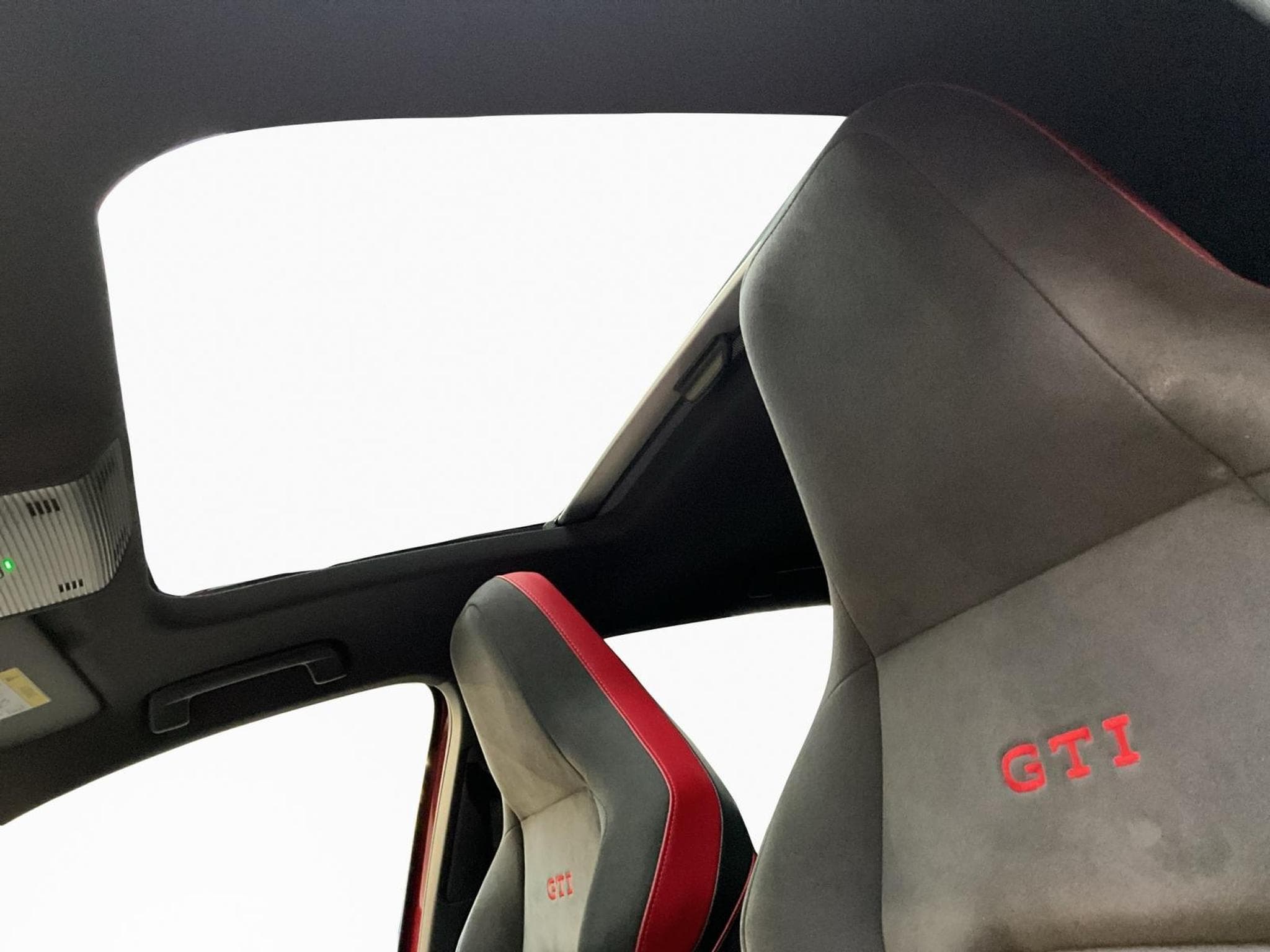 VW Golf GTI-Clubsport+Edition45+DSG+Pano+RearView+Soundsystem (2022) - Foto 15