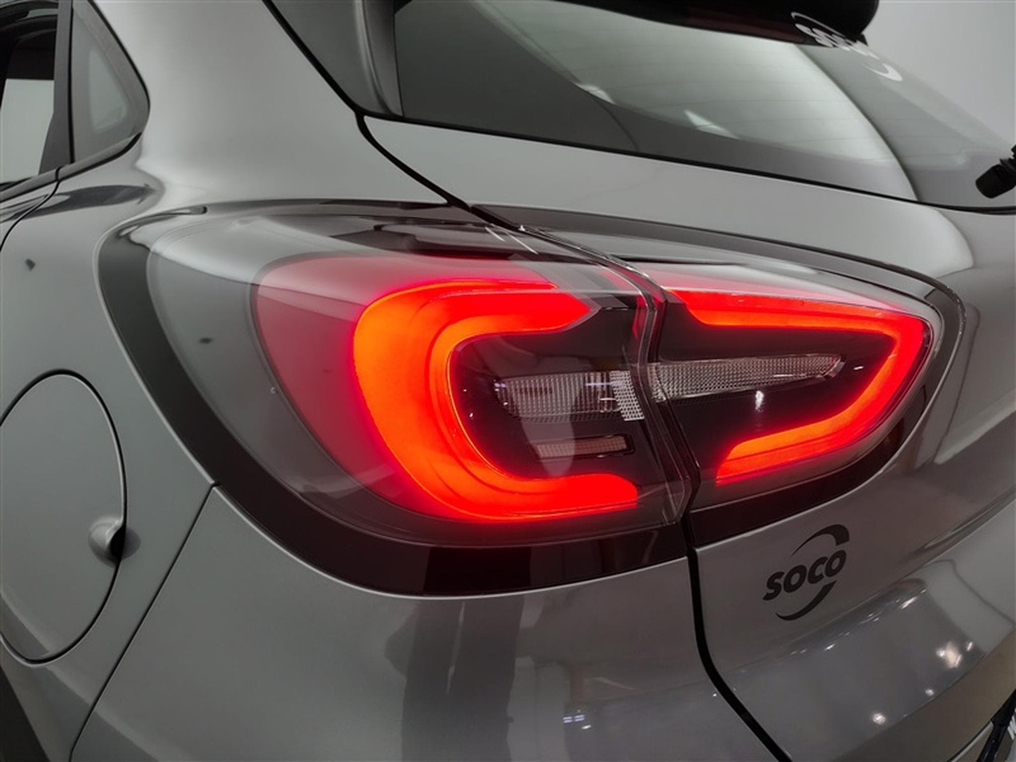 Ford Puma 1.0 EcoBoost AUT. MHEV Titanium NAVI / CARPLAY (2023) - Photo 16