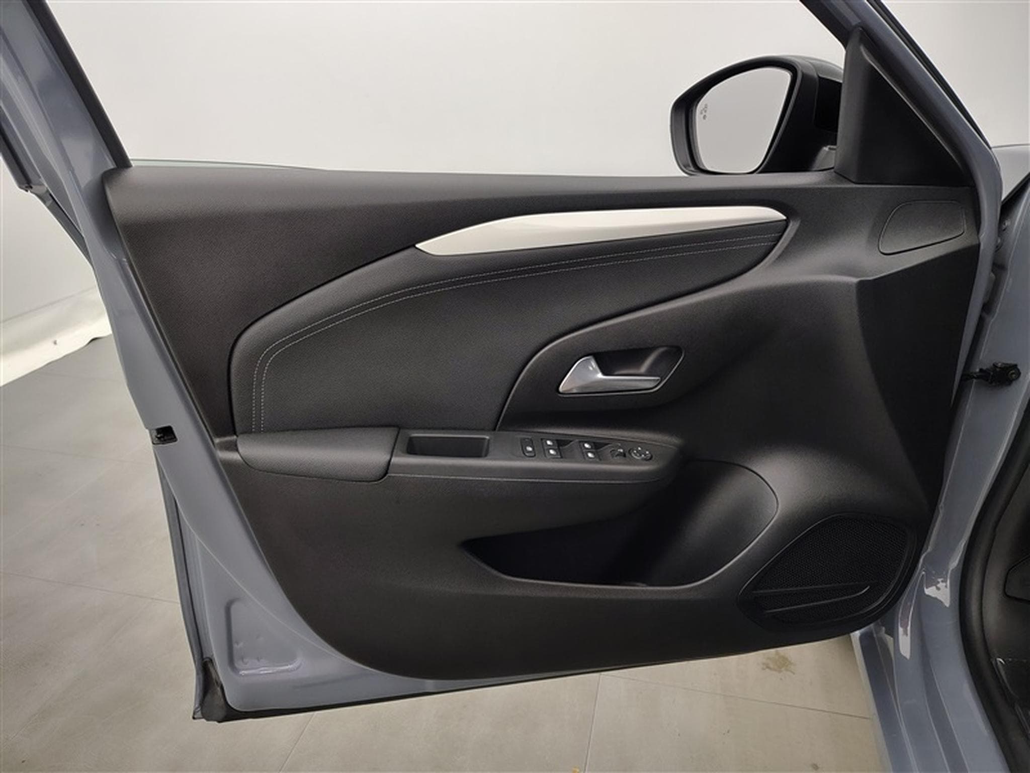 Opel Corsa 1.2 Turbo 100Cv GS Line S-CUIR / CARPLAY / FULL LED / CAMERA (2025) - Photo 17